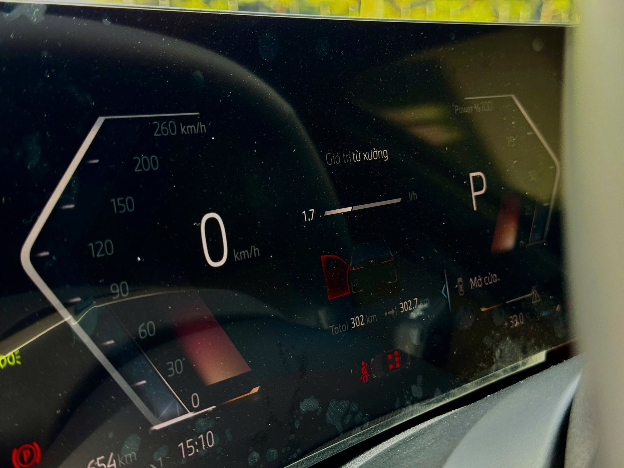 Lăn b&aacute;nh chưa hết 1 b&igrave;nh xăng, chiếc BMW 520i đời mới n&agrave;y được rao b&aacute;n rẻ hơn khoảng 300 triệu đồng so với gi&aacute; h&atilde;ng- Ảnh 7.