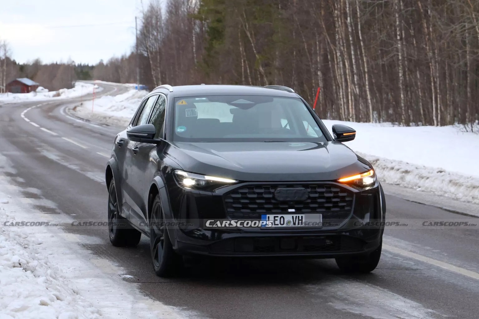 Trông rất Audi Q5 nhưng thực chất là Porsche Macan đời mới: Chung nền tảng, máy xăng, có thể thêm cả hybrid- Ảnh 1. Trông rất Audi Q5 nhưng thực chất là Porsche Macan đời mới: Chung nền tảng, máy xăng, có thể thêm cả hybrid- Ảnh 1.