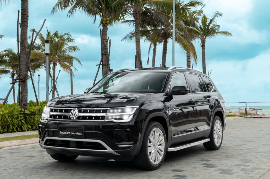 Volkswagen &lsquo;tặng xăng&rsquo; cho kh&aacute;ch Việt mua xe: Quy đổi tới gần 1.200 l&iacute;t, c&oacute; thể đi được cả năm- Ảnh 1.