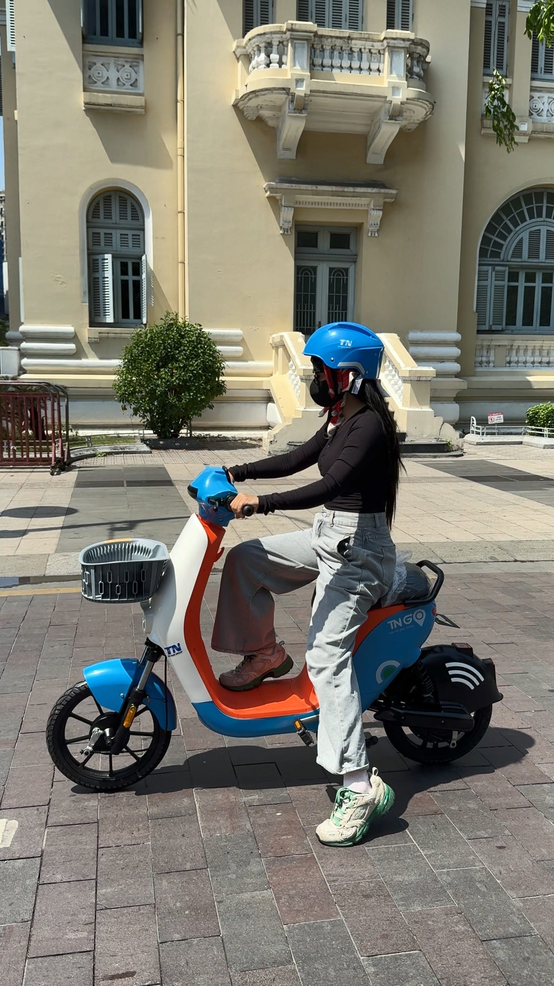 Đi thử xe đạp điện c&ocirc;ng cộng ở TP.HCM: Mở xe trong v&agrave;i gi&acirc;y nhưng c&oacute; những pha &ldquo;đứng h&igrave;nh&rdquo;- Ảnh 4.