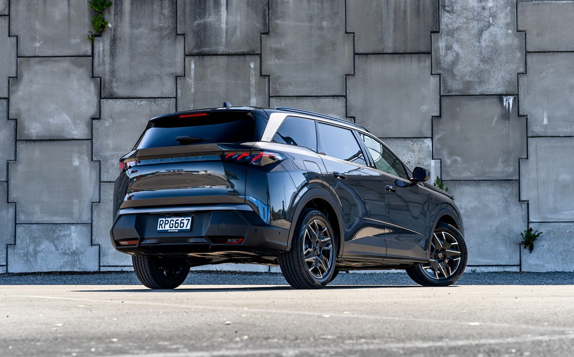 Ảnh thực tế Peugeot 3008 v&agrave; 5008 thế hệ mới tại Việt Nam: Thiết kế lai coupe độc đ&aacute;o, dễ d&ugrave;ng động cơ hybrid, chờ ra mắt đấu CR-V- Ảnh 16.