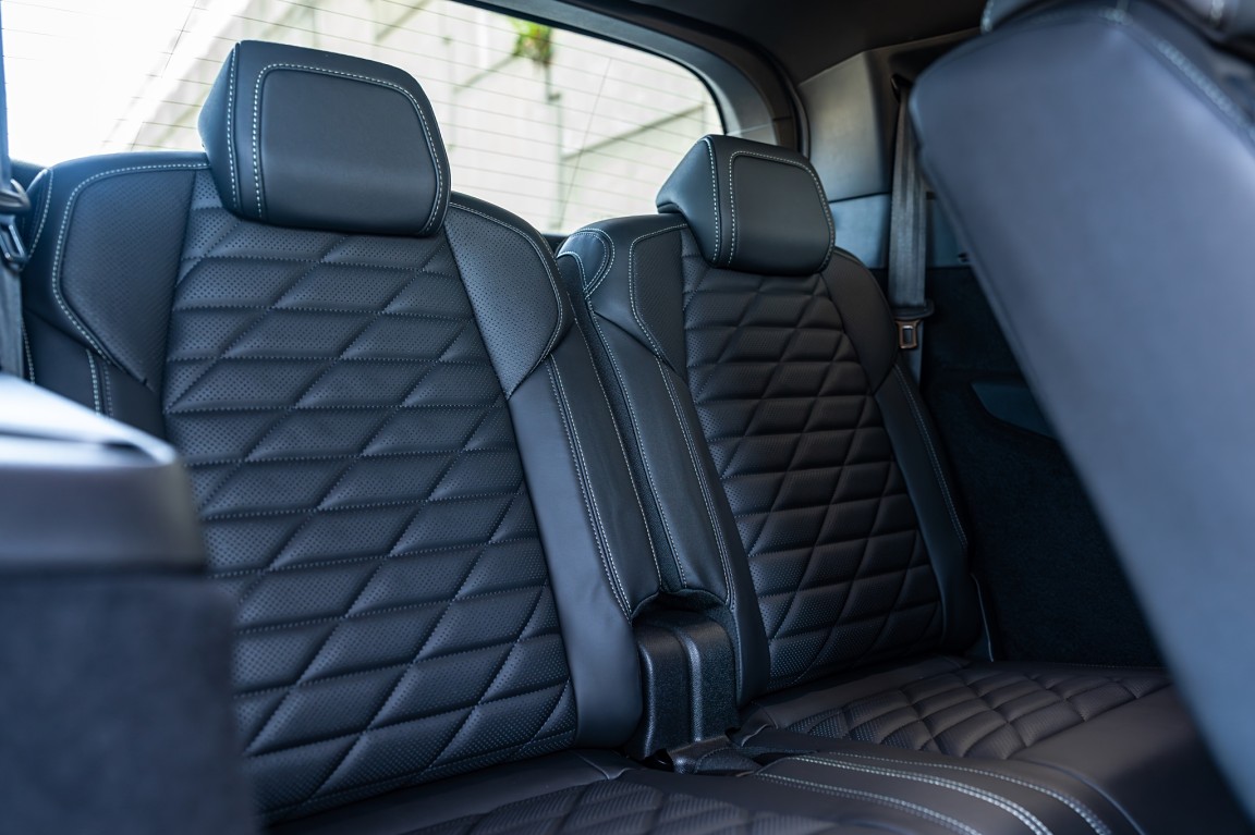 Ảnh thực tế Peugeot 3008 v&agrave; 5008 thế hệ mới tại Việt Nam: Thiết kế lai coupe độc đ&aacute;o, dễ d&ugrave;ng động cơ hybrid, chờ ra mắt đấu CR-V- Ảnh 21.