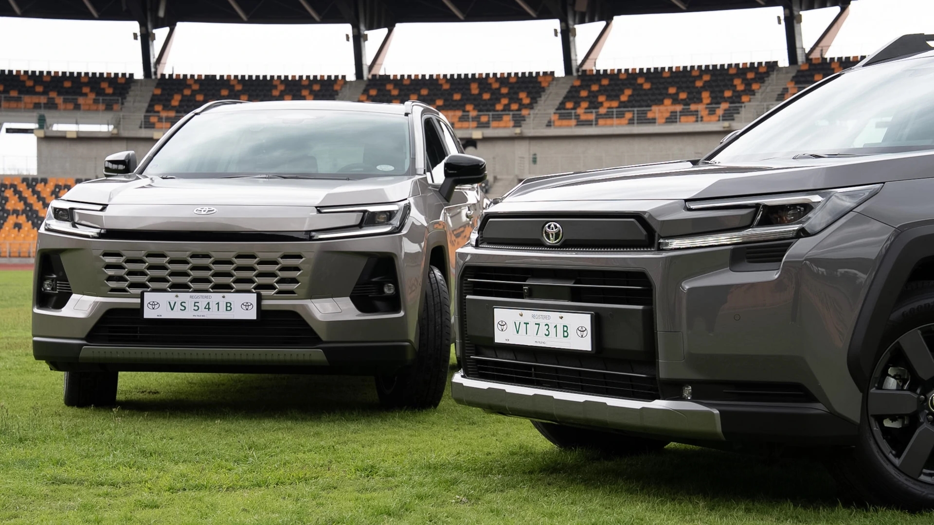 Toyota RAV4 2026 ra mắt ĐN&Aacute;: 2 bản, gi&aacute; quy đổi từ 950 triệu đồng, liệu c&oacute; về Việt Nam cạnh tranh CR-V bằng động cơ hybrid?- Ảnh 2.