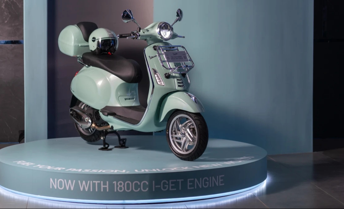 Vespa tung động cơ 180cc ho&agrave;n to&agrave;n mới, Sprint v&agrave; Primavera n&acirc;ng tầm sức mạnh, h&eacute; lộ cơ hội về Việt Nam- Ảnh 3.