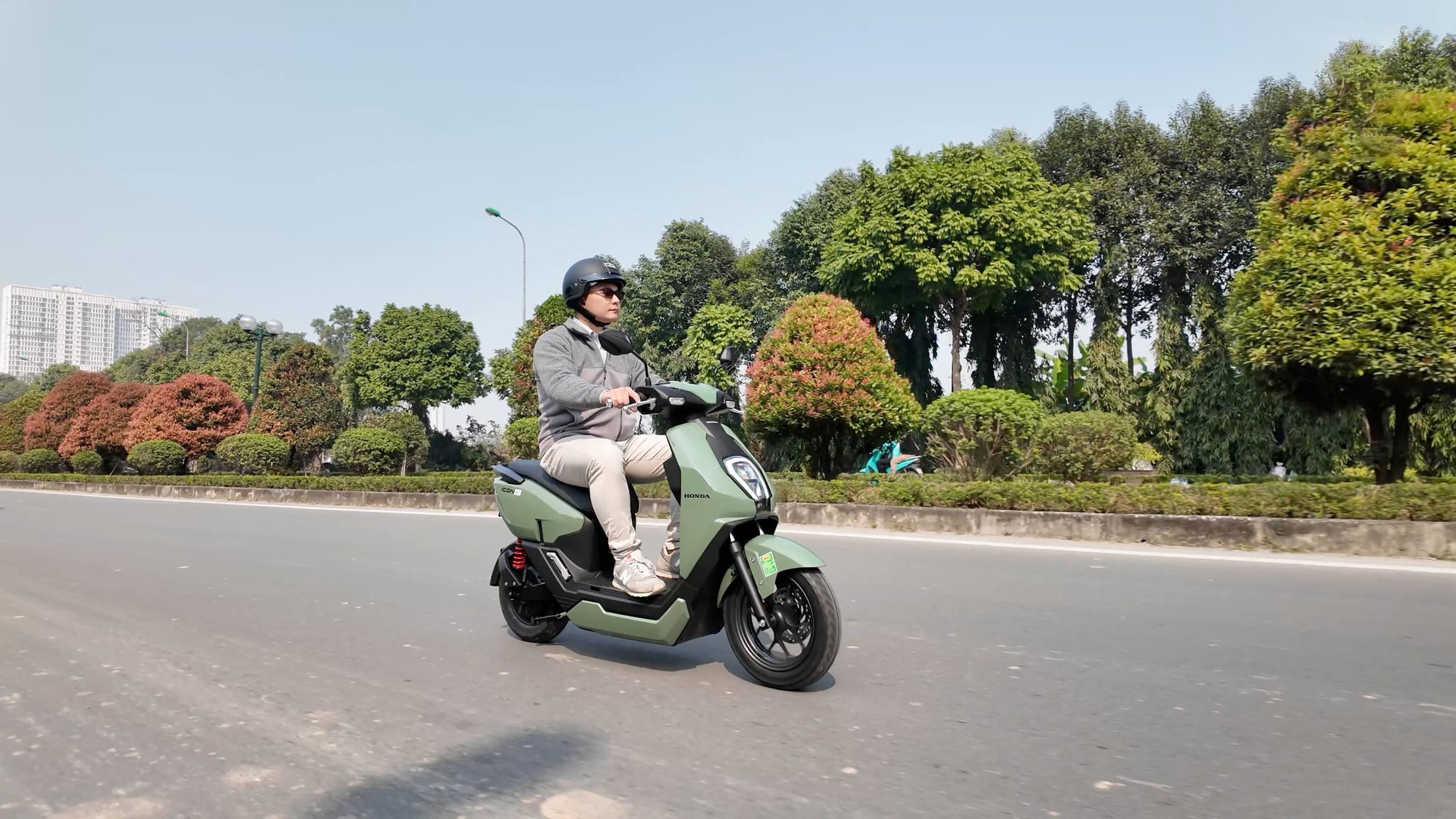 Chủ xe Honda ICON e: chia sẻ sau 1.500 km sử dụng: Vận h&agrave;nh ổn, cốp rộng nhưng c&ograve;n điểm chưa như kỳ vọng- Ảnh 5.