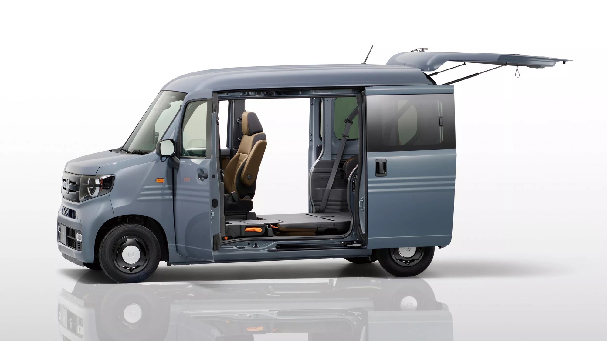 Honda N-Van 2026 ra mắt: Giá quy đổi từ 250 triệu đồng, có ADAS, dẫn động 2 cầu, nhỏ hơn cả VinFast EC Van- Ảnh 6. Honda N-Van 2026 ra mắt: Giá quy đổi từ 250 triệu đồng, có ADAS, dẫn động 2 cầu, nhỏ hơn cả VinFast EC Van- Ảnh 6.