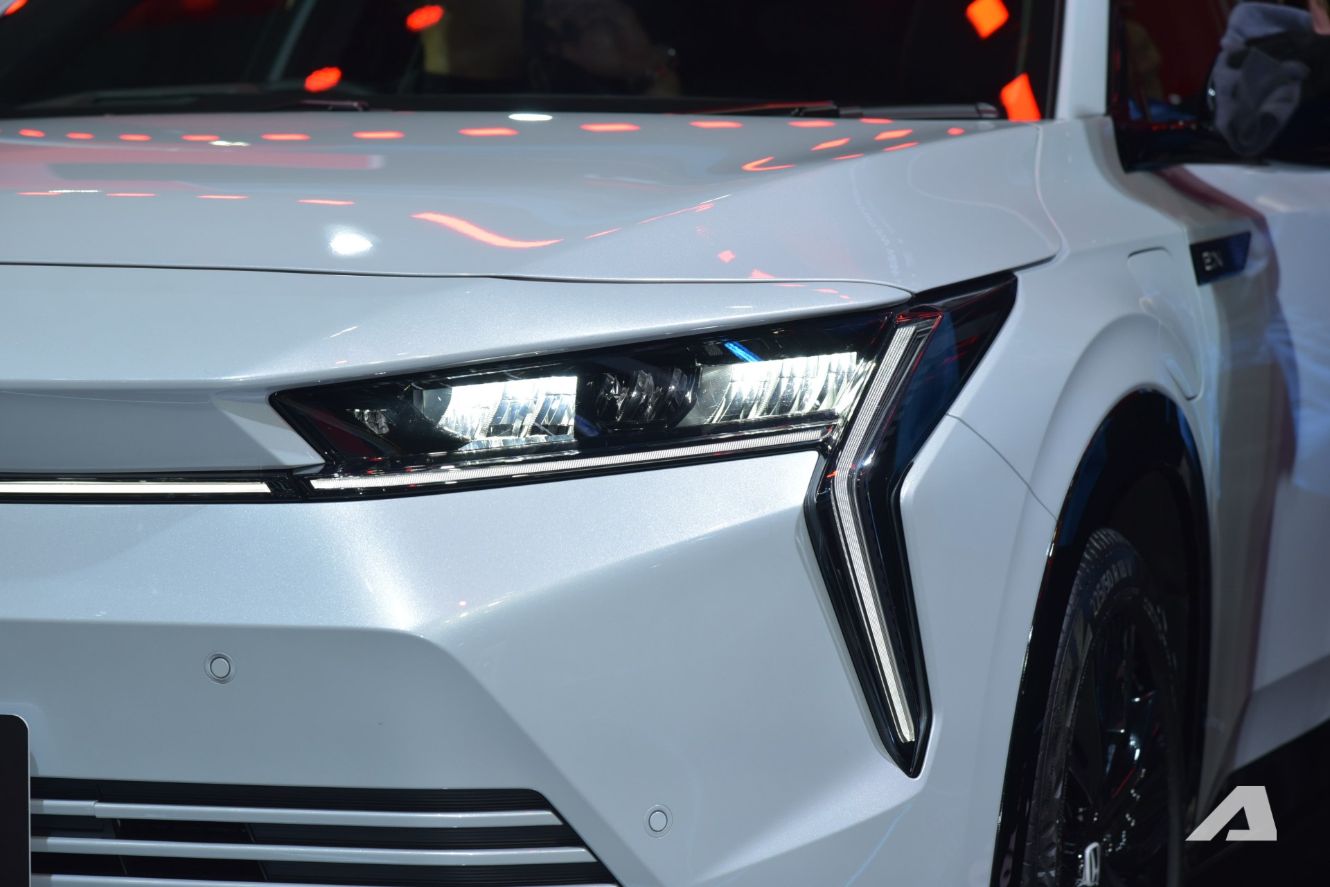 Ảnh thực tế Honda e:N2 giá quy đổi từ hơn 1,1 tỷ đồng: Ngang cỡ CR-V, dáng chất chơi kiểu Peugeot 408, chạy 530km/sạc- Ảnh 8. Ảnh thực tế Honda e:N2 giá quy đổi từ hơn 1,1 tỷ đồng: Ngang cỡ CR-V, dáng chất chơi kiểu Peugeot 408, chạy 530km/sạc- Ảnh 8.