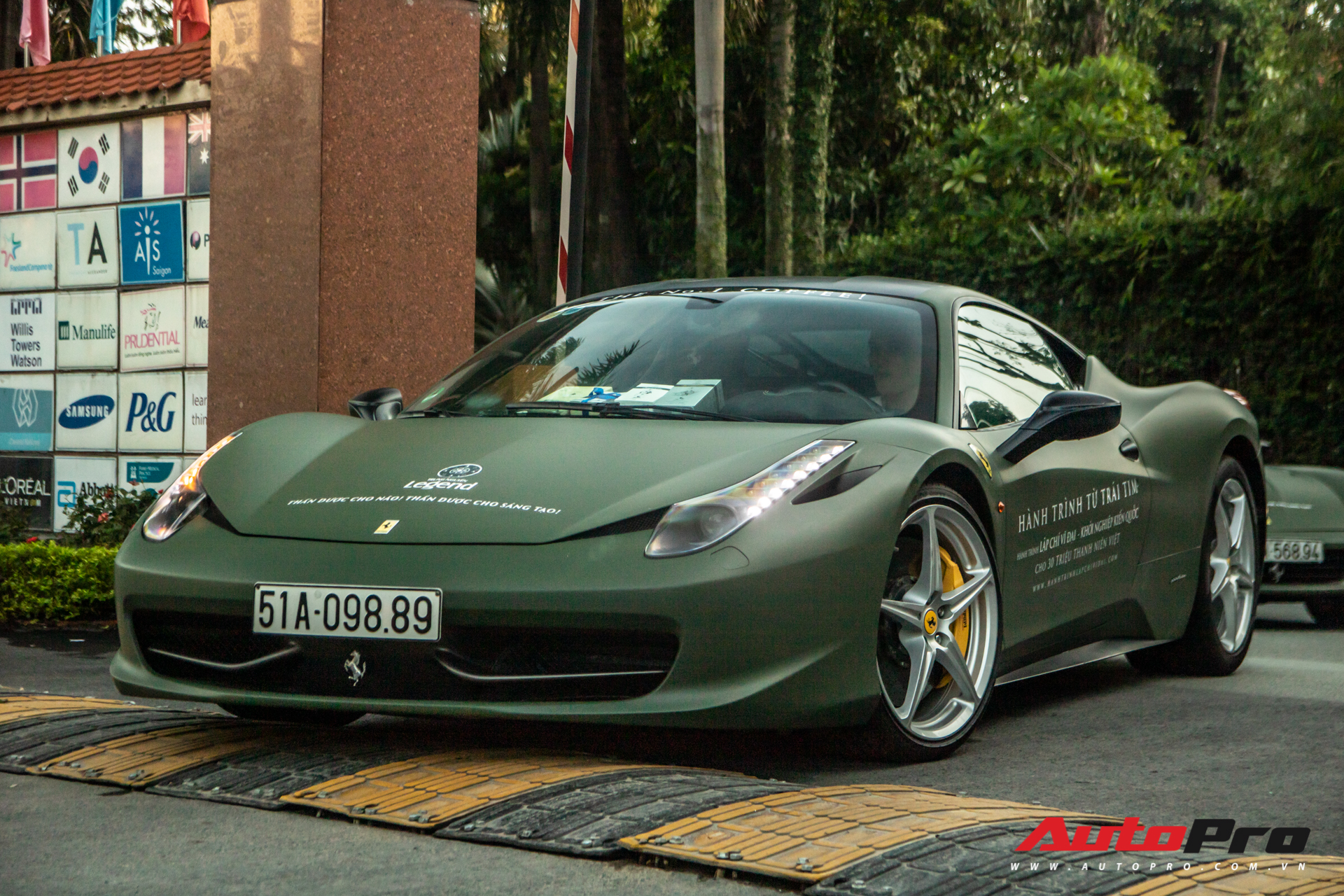 H&eacute; lộ d&agrave;n xe H&agrave;nh tr&igrave;nh từ tr&aacute;i tim 2026: &Ocirc;ng Đặng L&ecirc; Nguy&ecirc;n Vũ mang d&agrave;n Range Rover v&agrave; Rolls-Royce đi xuy&ecirc;n Việt gần 1 th&aacute;ng- Ảnh 2.