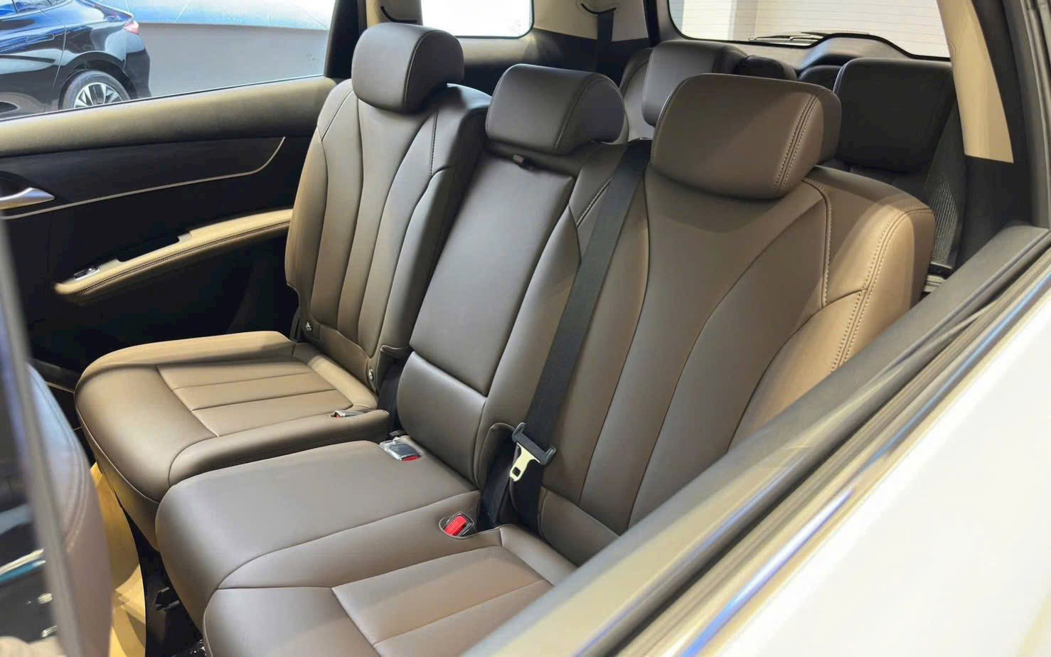 Đ&acirc;y l&agrave; 5 lựa chọn MPV 7 chỗ gi&aacute; dưới 800 triệu đồng vừa hiện đại, vừa c&oacute; chi ph&iacute; vận h&agrave;nh rẻ cho gia đ&igrave;nh- Ảnh 3.