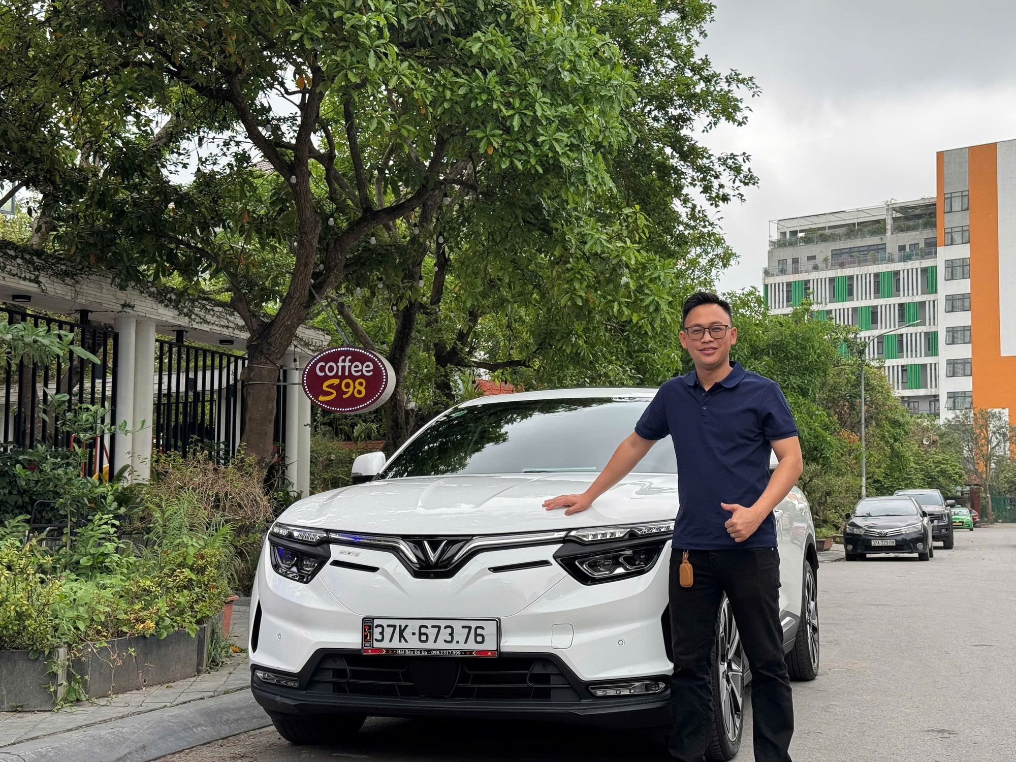 Từ CX-5 AWD sang xe điện: Chủ xe Nghệ An chốt VinFast VF 8 sau 3.500 km, n&oacute;i thẳng ưu nhược điểm- Ảnh 1.