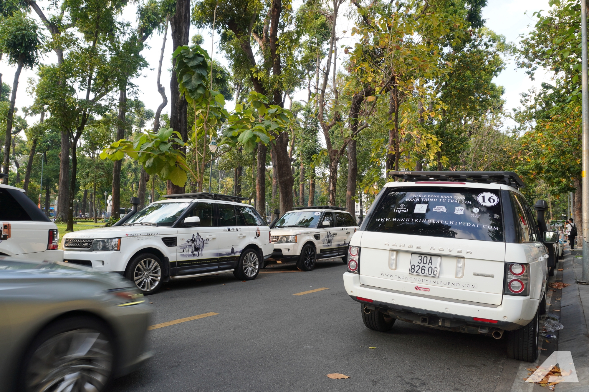 D&agrave;n si&ecirc;u xe, xe si&ecirc;u sang của &ocirc;ng Đặng L&ecirc; Nguy&ecirc;n Vũ tề tựu đ&ocirc;ng đủ, chuẩn bị xuy&ecirc;n Việt trong H&agrave;nh tr&igrave;nh từ tr&aacute;i tim- Ảnh 18.