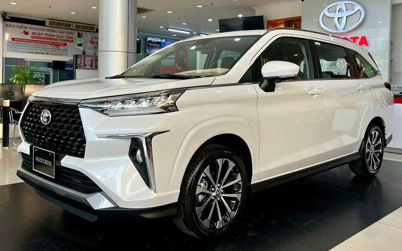 Đ&acirc;y l&agrave; 5 lựa chọn MPV 7 chỗ gi&aacute; dưới 800 triệu đồng vừa hiện đại, vừa c&oacute; chi ph&iacute; vận h&agrave;nh rẻ cho gia đ&igrave;nh- Ảnh 4.