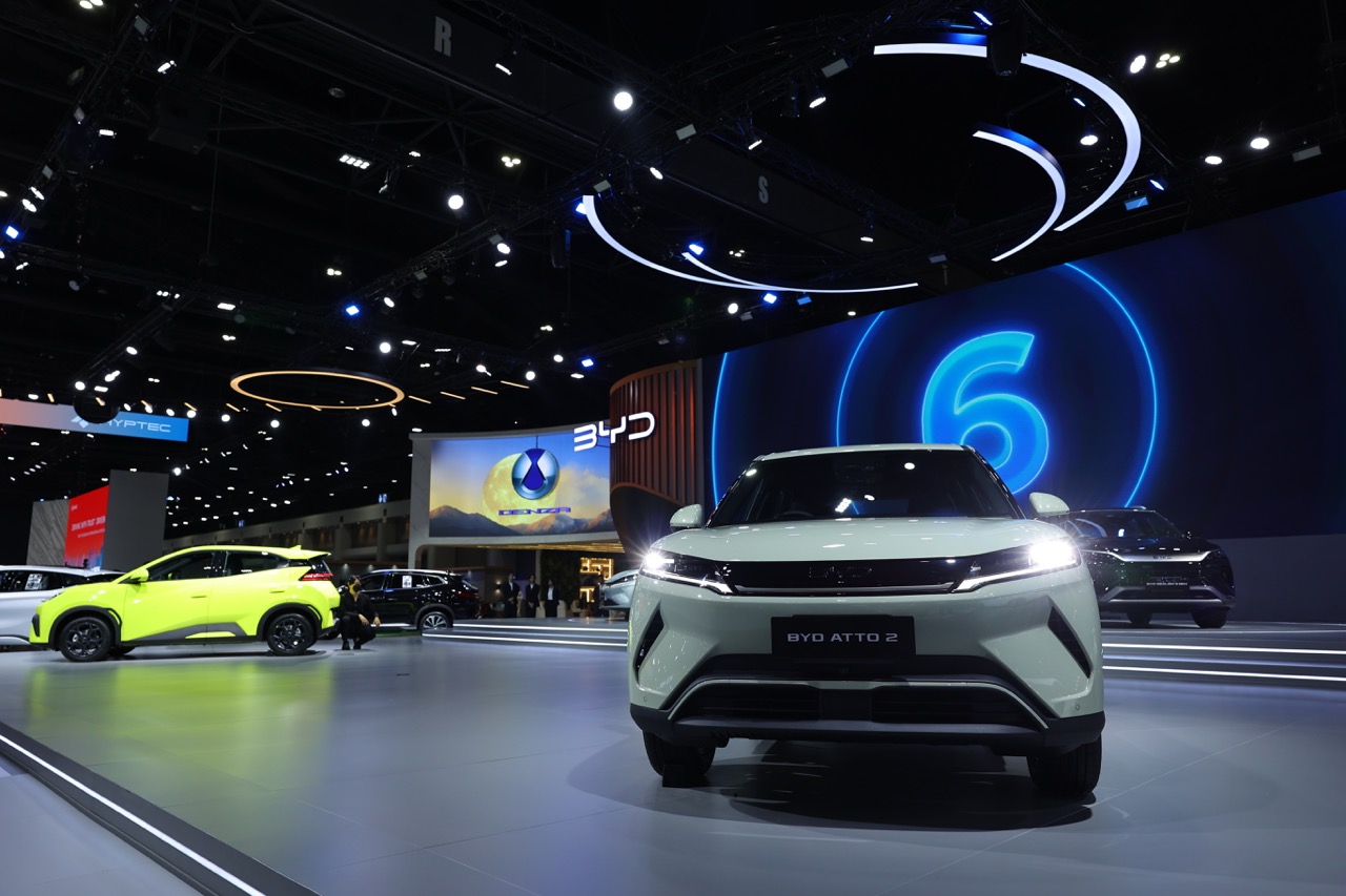 &lsquo;Ph&aacute; đảo&rsquo; BIMS 2026 với gian h&agrave;ng gần 3.000 m2, BYD tung liền 4 &lsquo;&aacute;t chủ b&agrave;i&rsquo; mới, quyết đấu xe xăng tại Đ&ocirc;ng Nam &Aacute;- Ảnh 2.