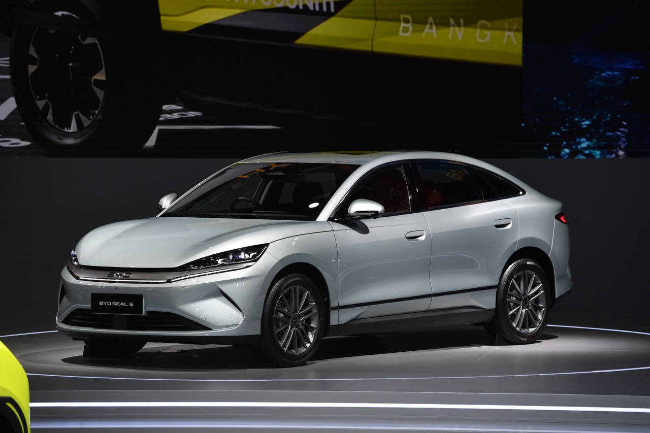 &lsquo;Ph&aacute; đảo&rsquo; BIMS 2026 với gian h&agrave;ng gần 3.000 m2, BYD tung liền 4 &lsquo;&aacute;t chủ b&agrave;i&rsquo; mới, quyết đấu xe xăng tại Đ&ocirc;ng Nam &Aacute;- Ảnh 6.