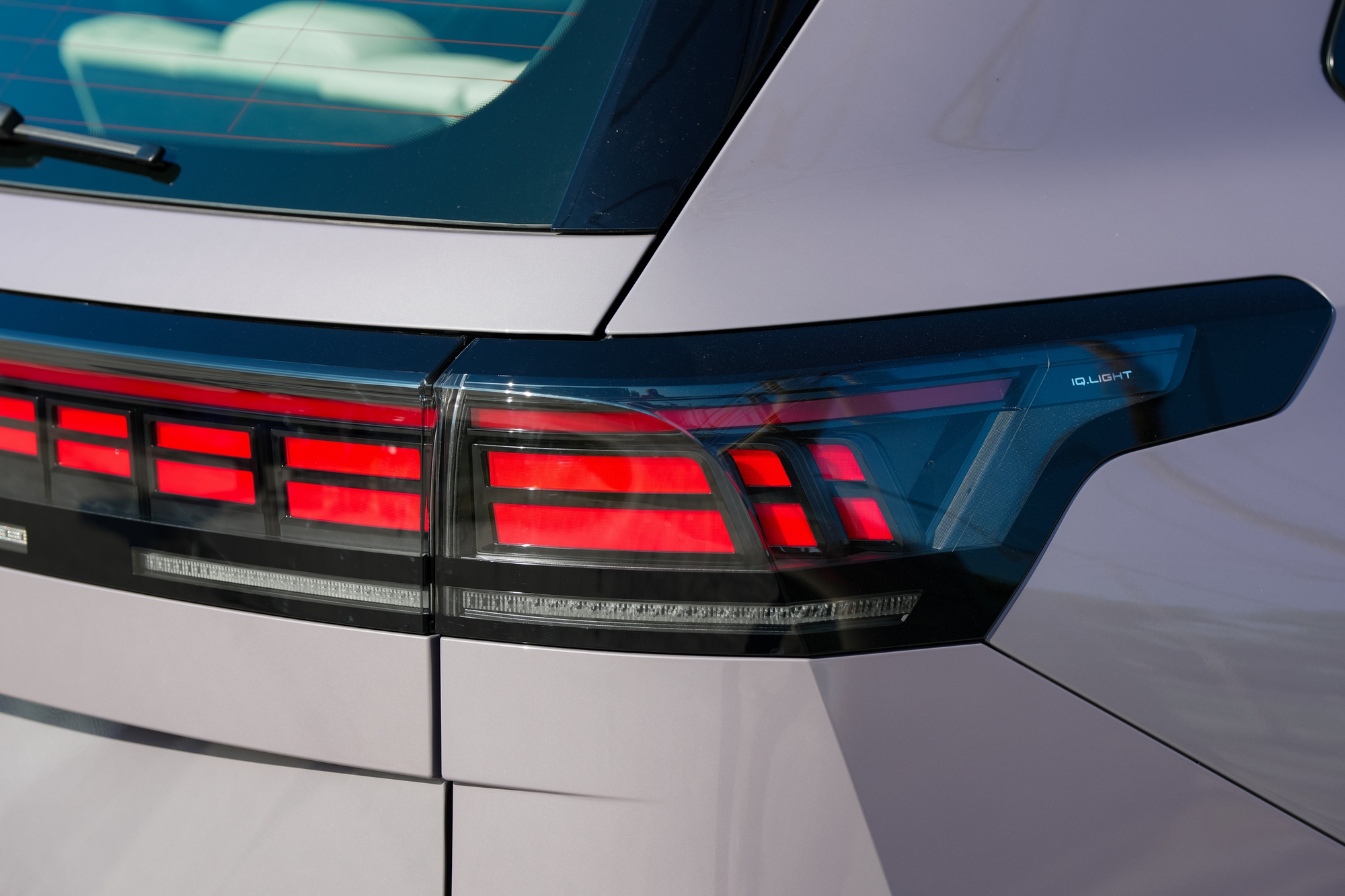 Volkswagen Teramont Pro ra mắt Việt Nam: C&oacute; ghế 'nữ ho&agrave;ng' duy nhất ph&acirc;n kh&uacute;c, muốn lăn b&aacute;nh phải chi hơn 3 tỷ- Ảnh 10.