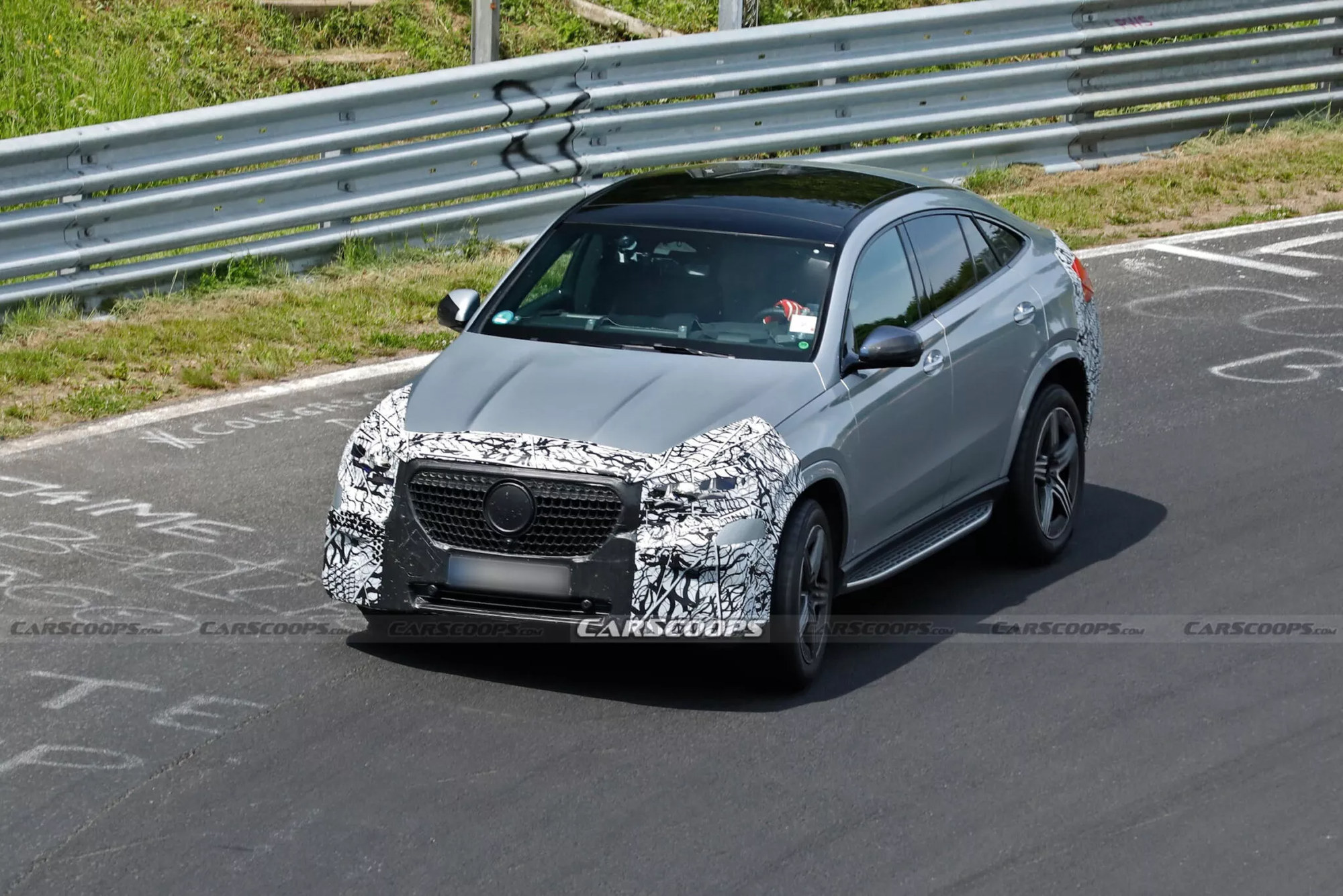 Mercedes lên kế hoạch ra mắt 3 xe cùng lúc: Tất cả đều là SUV, có trang bị gây 'đau ví' với giá xăng hiện tại- Ảnh 3. Mercedes lên kế hoạch ra mắt 3 xe cùng lúc: Tất cả đều là SUV, có trang bị gây 'đau ví' với giá xăng hiện tại- Ảnh 3.