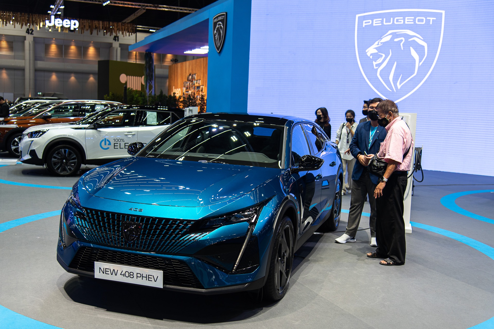 CEO h&atilde;ng mẹ Peugeot nhận lương quy đổi 167 tỷ đồng/năm, gấp 82 lần lương trung b&igrave;nh của nh&acirc;n vi&ecirc;n cấp dưới- Ảnh 3.