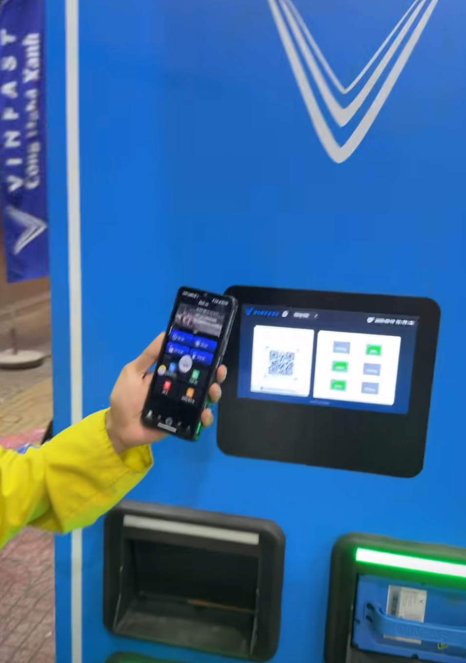 Đổi pin xe điện giờ nhanh như thế này thì sao phải đi xe xăng nữa nhỉ?- Ảnh 1. Đổi pin xe điện giờ nhanh như thế này thì sao phải đi xe xăng nữa nhỉ?- Ảnh 1.