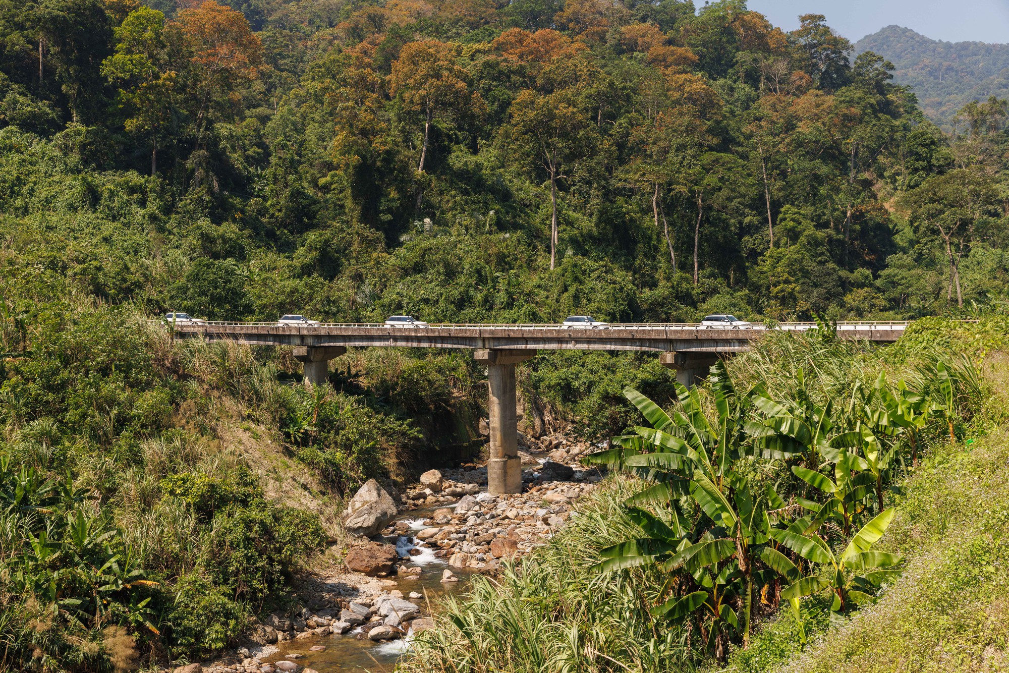 Rời đại ng&agrave;n T&acirc;y Nguy&ecirc;n, d&agrave;n 16 xe Range Rover dừng ch&acirc;n tại Đ&agrave; Nẵng, chuẩn bị cho chặng đường hướng tới Thủ đ&ocirc;- Ảnh 6.