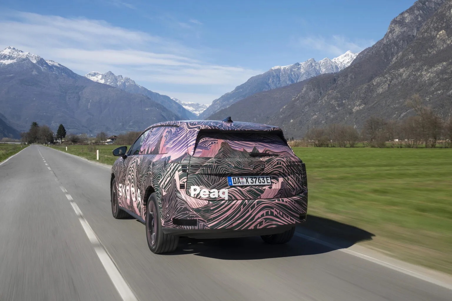 Skoda Peaq - SUV khủng nhất của h&atilde;ng được h&eacute; lộ bộ ảnh mới c&ugrave;ng th&ocirc;ng số: Lớn hơn Kodiaq, cấu h&igrave;nh 5-7 chỗ, chạy hơn 600km/sạc- Ảnh 12.