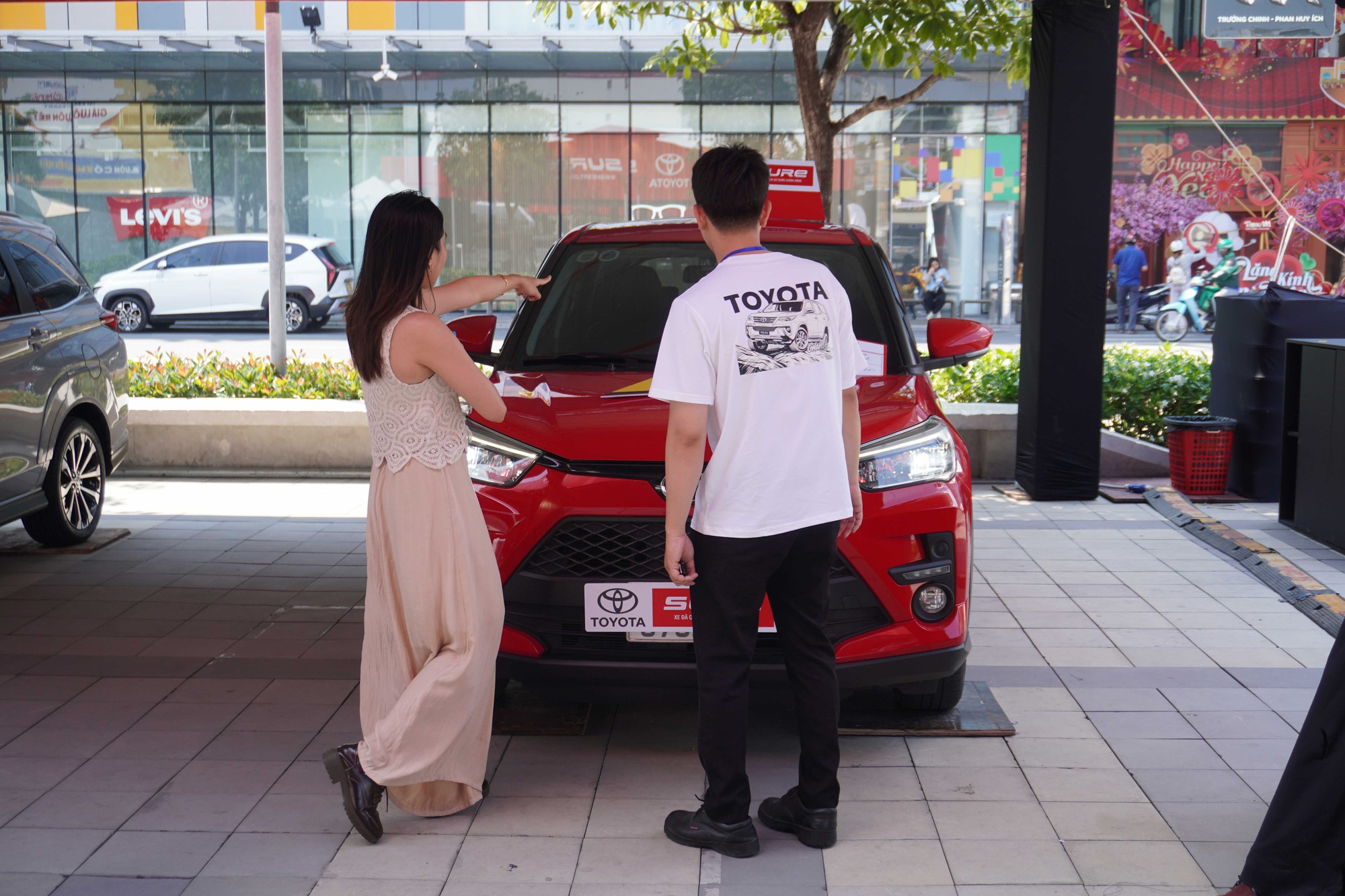 Xe cũ chính hãng Toyota tìm cách tiếp cận khách Việt- Ảnh 5. Xe cũ chính hãng Toyota tìm cách tiếp cận khách Việt- Ảnh 5.