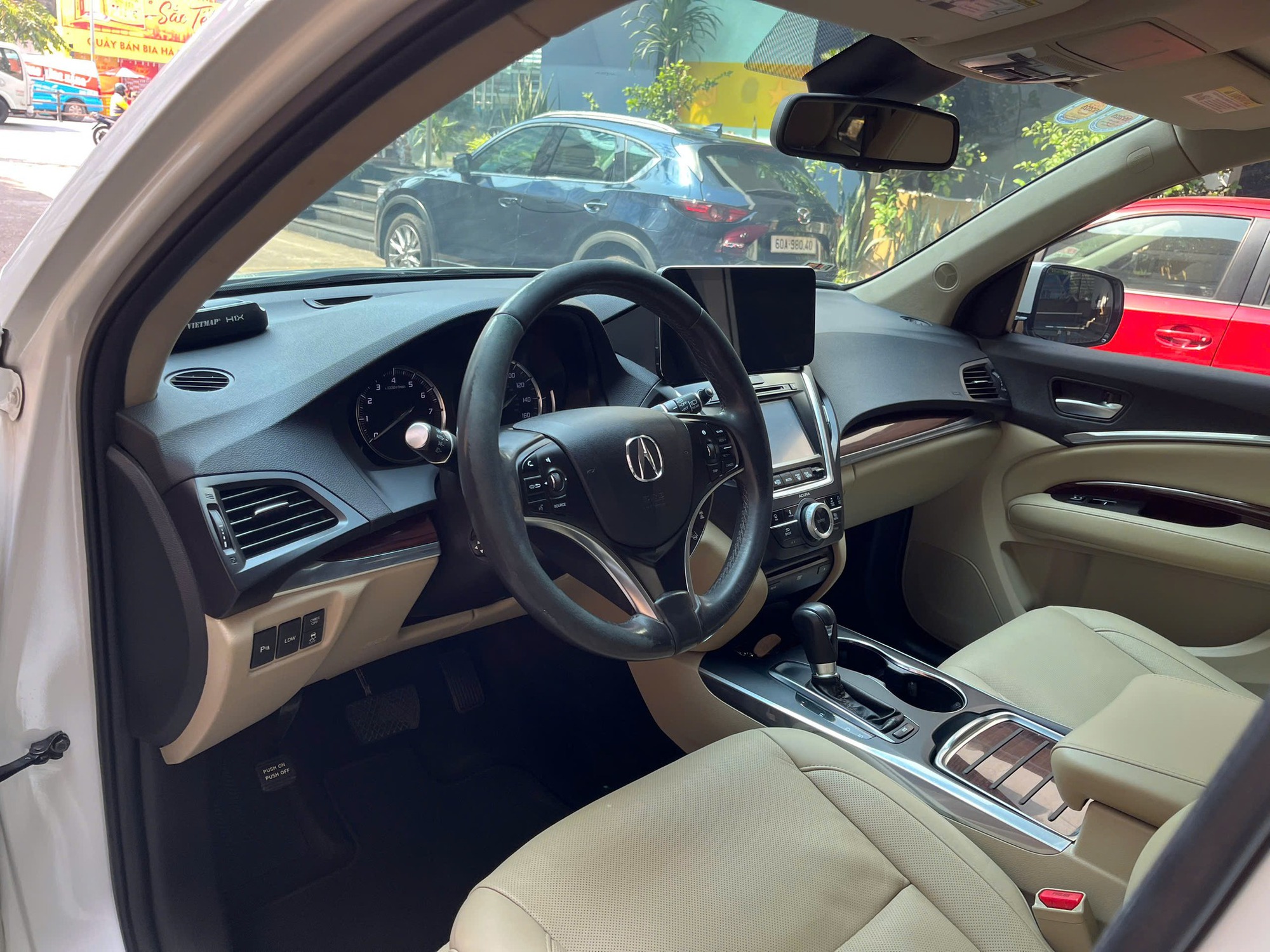 Từng l&agrave; đối thủ của X5 v&agrave; GLE, chiếc Acura MDX n&agrave;y rao b&aacute;n lại hơn 1 tỷ đồng: Mua mới ra biển gần 5 tỷ, c&oacute; đủ ADAS, động cơ V6 3.5L- Ảnh 3.