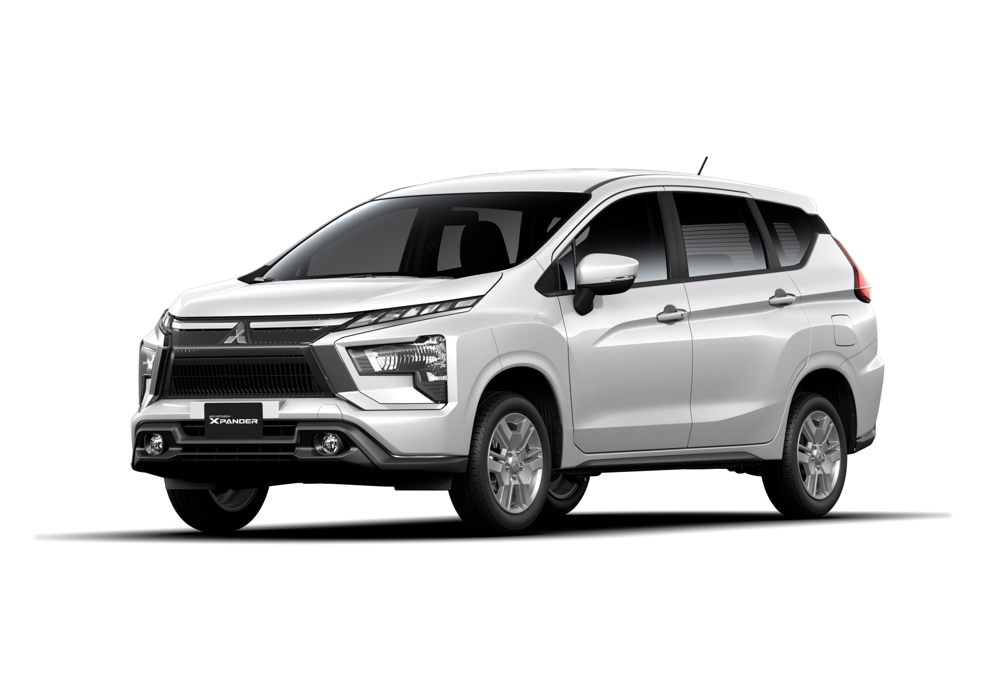 Mitsubishi Xpander MT 2026 ra mắt Việt Nam: Xe nhập gi&aacute; 568 triệu đồng, d&agrave;i hơn, gầm cao hơn, nội thất xịn hơn, c&agrave;ng l&agrave;m kh&oacute; Veloz Cross- Ảnh 5.