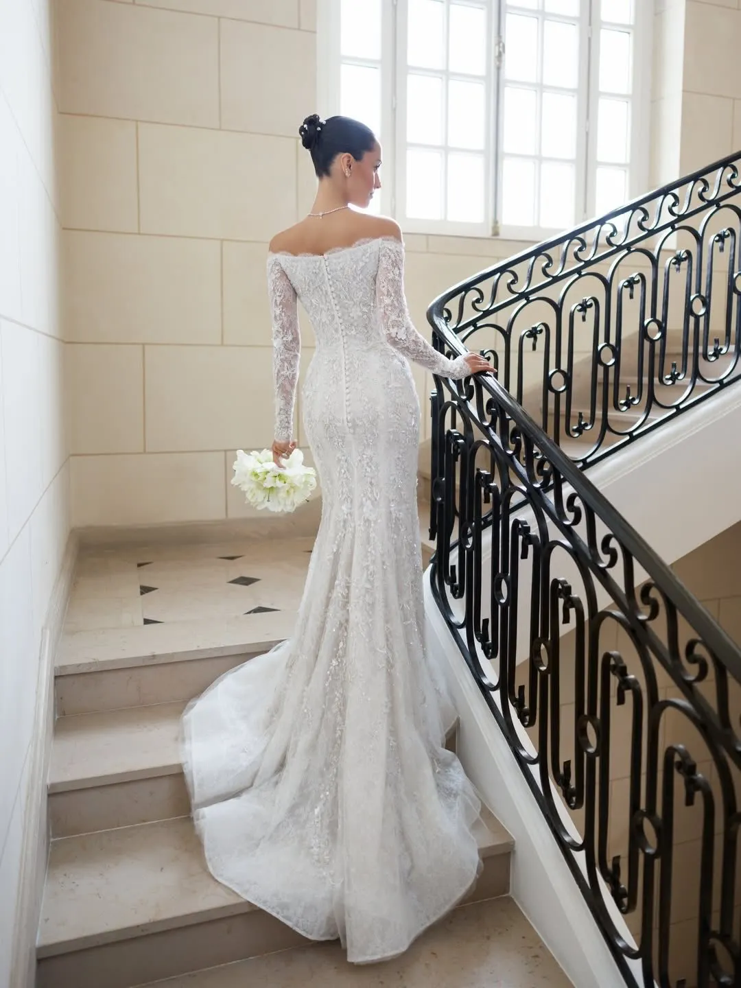 Đ&aacute;m cưới tầm cỡ quốc tế, chao đảo to&agrave;n cầu: M&agrave;n rước d&acirc;u 319 tỷ, c&ocirc; d&acirc;u đẹp như C&ocirc;ng ch&uacute;a x&eacute; truyện bước ra- Ảnh 11.