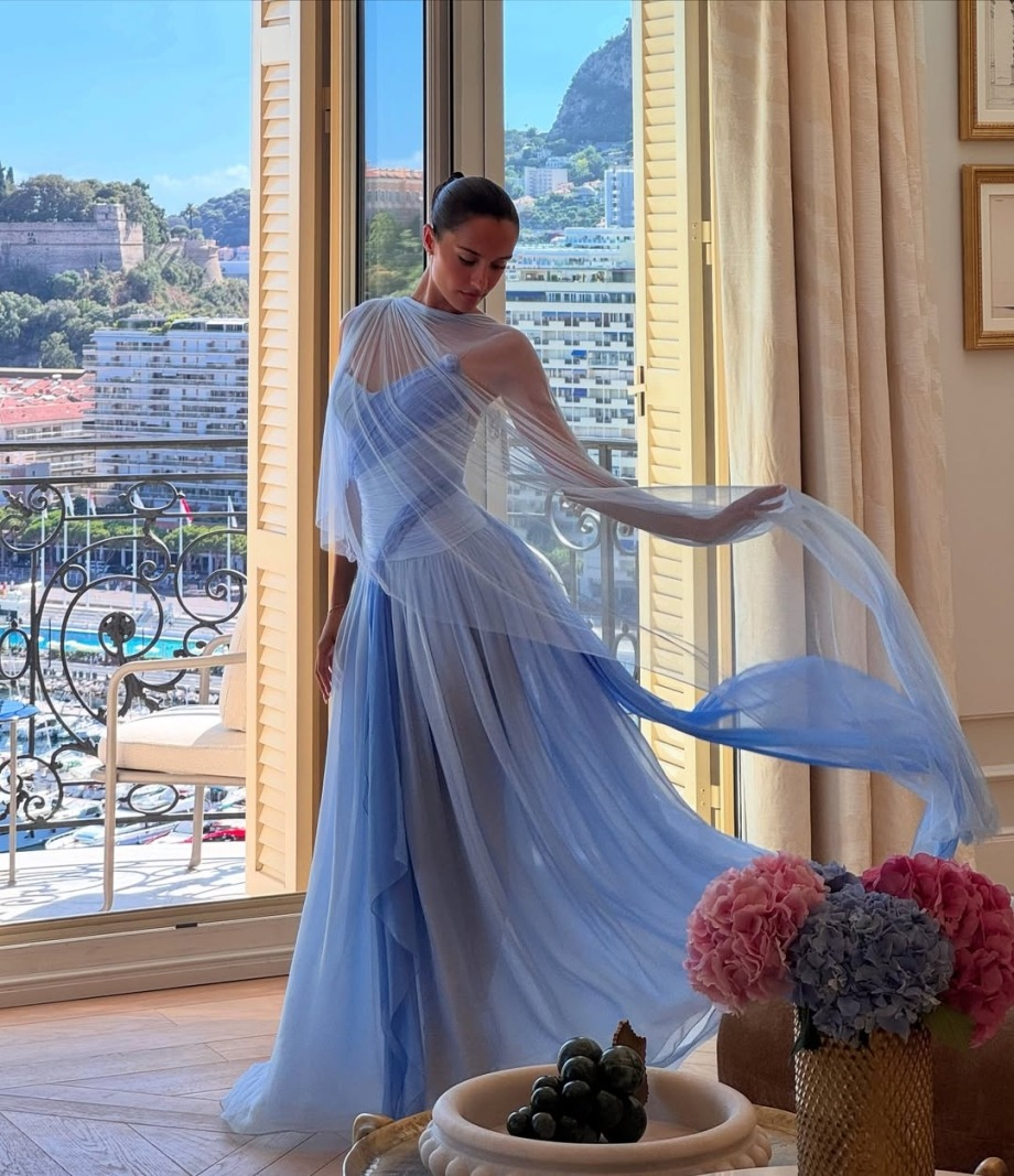 Đ&aacute;m cưới tầm cỡ quốc tế, chao đảo to&agrave;n cầu: M&agrave;n rước d&acirc;u 319 tỷ, c&ocirc; d&acirc;u đẹp như C&ocirc;ng ch&uacute;a x&eacute; truyện bước ra- Ảnh 17.