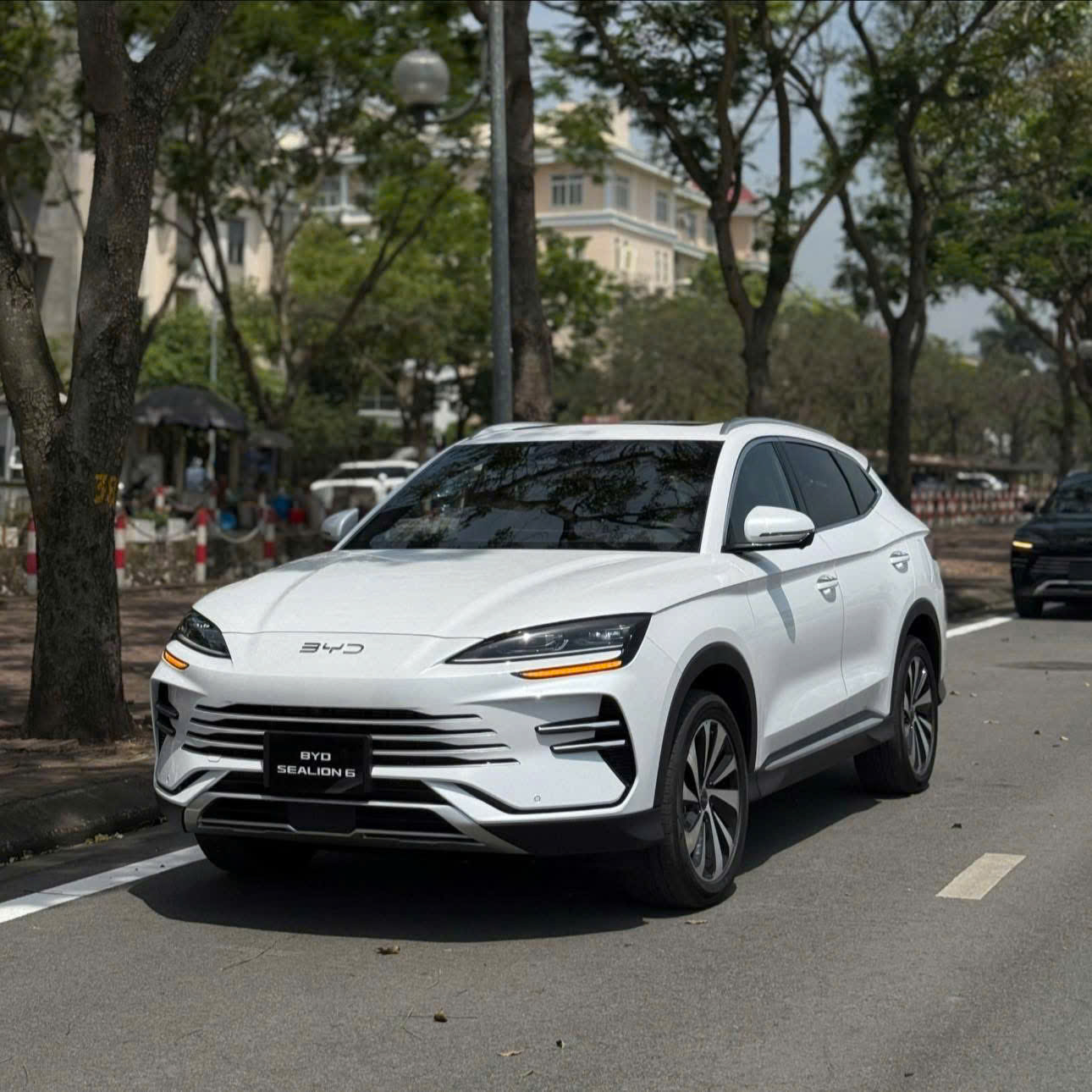 BYD giảm gi&aacute; lăn b&aacute;nh loạt xe tại Việt Nam: Khuyến m&atilde;i nhiều nhất hơn 80 triệu đồng triệu đồng, xe VIN cũ được hỗ trợ nhiều hơn- Ảnh 3.