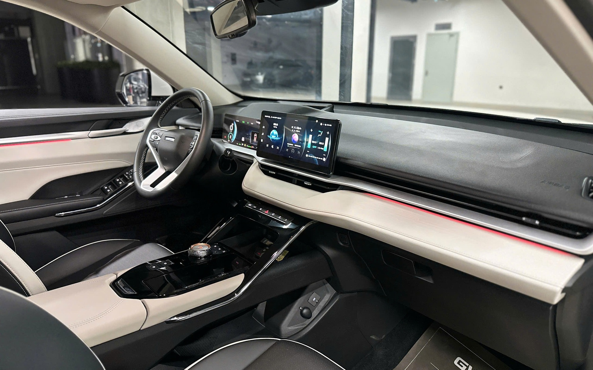 Haval H6 giảm gi&aacute; kỷ lục c&ograve;n 685 triệu đồng tại đại l&yacute;: Xe hybrid ngang cỡ CR-V, nhiều c&ocirc;ng nghệ, nhưng rẻ hơn cả ph&acirc;n kh&uacute;c dưới- Ảnh 6.