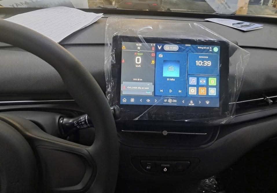 Rộ h&igrave;nh ảnh VinFast Herio Green bản rẻ nhất gi&aacute; 479 triệu đồng: M&agrave;n h&igrave;nh k&iacute;ch thước khủng nhưng phải đ&aacute;nh đổi v&agrave;i thứ- Ảnh 2.