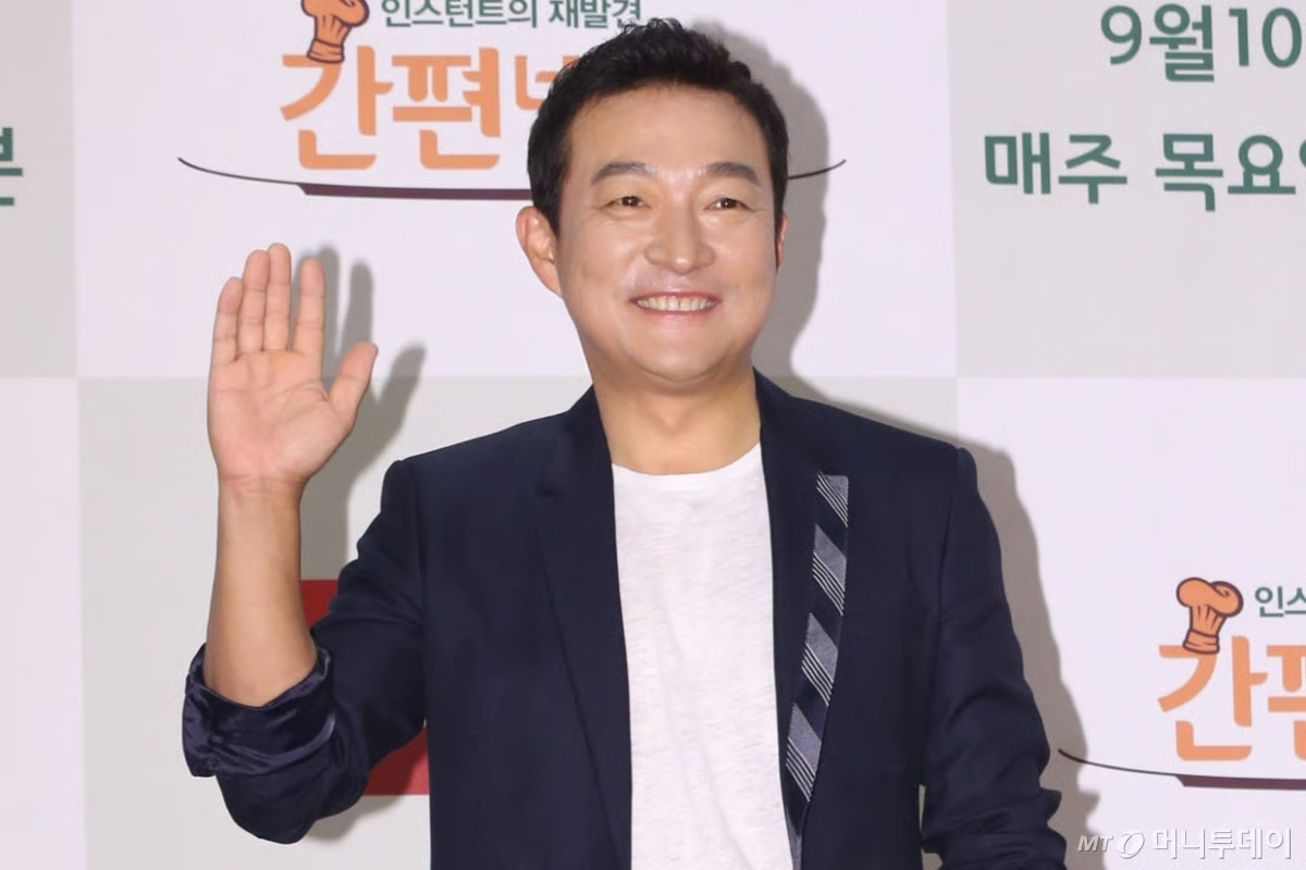 Thời sự c&ocirc;ng bố CCTV diễn vi&ecirc;n phim giờ v&agrave;ng l&aacute;i xe g&acirc;y tai nạn bỏ trốn- Ảnh 1.