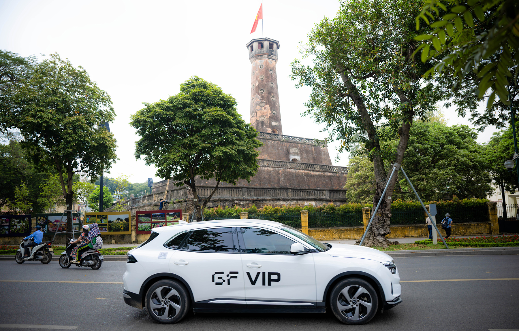 Hà Nội trong một khung hình: 50% là xe điện!- Ảnh 11. Hà Nội trong một khung hình: 50% là xe điện!- Ảnh 11.