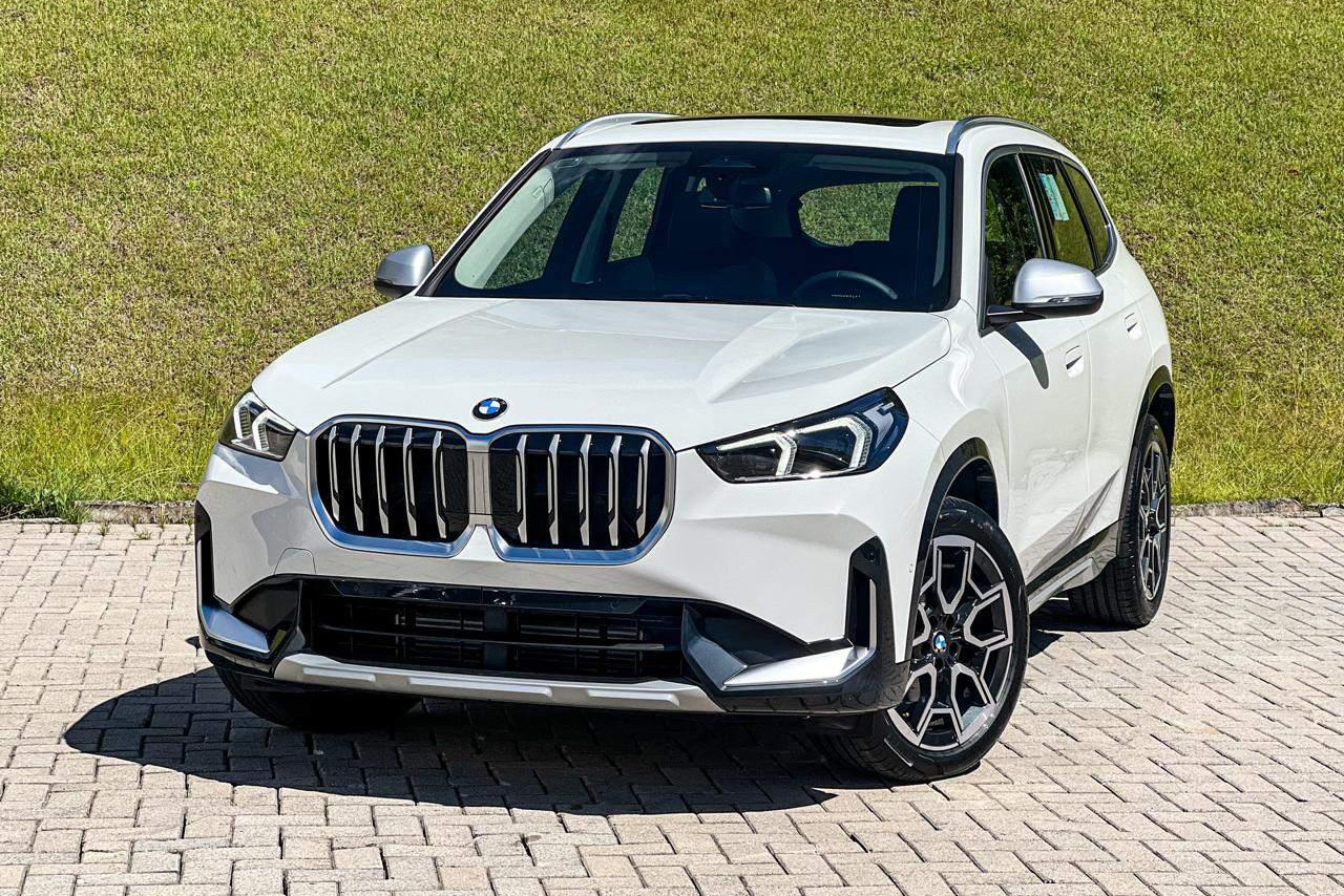 Lộ trang bị BMW X1 2026 giá dự kiến 1,689 tỷ đồng tại Việt Nam: Mâm lớn, tiện nghi xịn, mạnh hơn X3, có ADAS cạnh tranh Q3- Ảnh 1. Lộ trang bị BMW X1 2026 giá dự kiến 1,689 tỷ đồng tại Việt Nam: Mâm lớn, tiện nghi xịn, mạnh hơn X3, có ADAS cạnh tranh Q3- Ảnh 1.