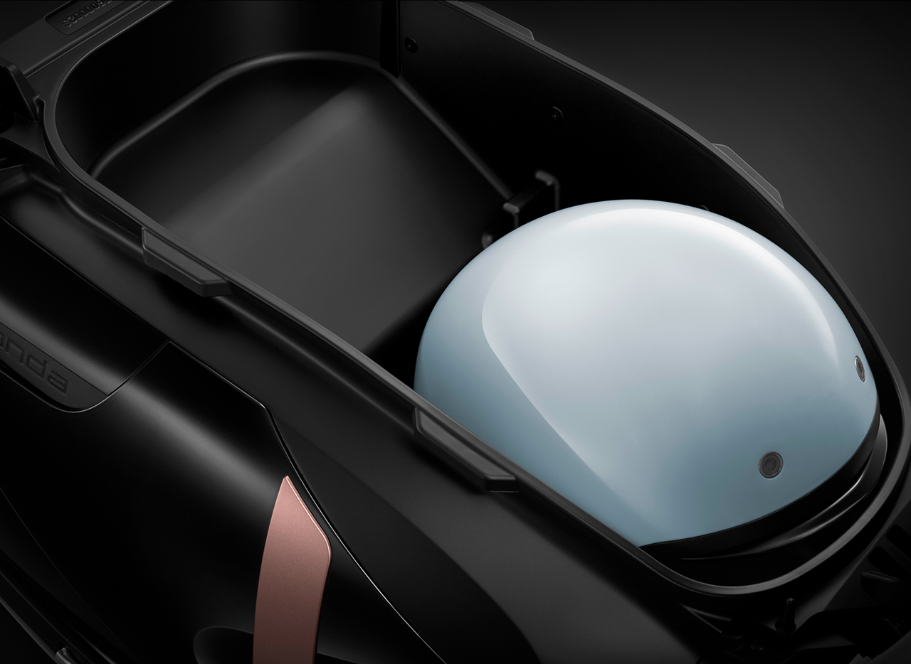 Xe m&aacute;y điện Honda nhập Th&aacute;i sắp b&aacute;n ở Việt Nam: Pin LFP, sạc nhanh 2 tiếng, c&oacute; số l&ugrave;i- Ảnh 3.