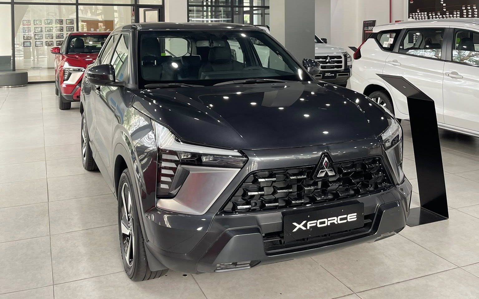 3 mẫu Mitsubishi lọt top 10 xe xăng dầu bán chạy tại Việt Nam: Destinator lần đầu thành ‘vua doanh số’ phân khúc, bán xấp xỉ Xpander- Ảnh 3. 3 mẫu Mitsubishi lọt top 10 xe xăng dầu bán chạy tại Việt Nam: Destinator lần đầu thành ‘vua doanh số’ phân khúc, bán xấp xỉ Xpander- Ảnh 3.