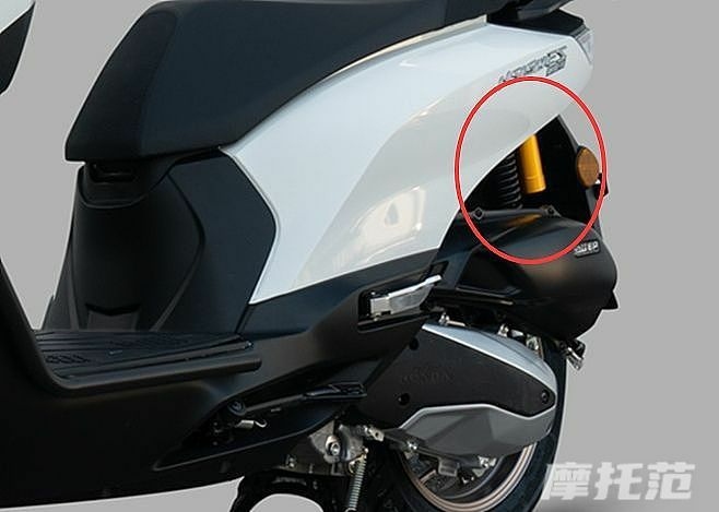 C&uacute; sốc từ Honda: Mẫu xe tay ga ho&agrave;n to&aacute;n mới, gi&aacute; chỉ hơn 50 triệu đồng nhưng sở hữu d&agrave;n đồ chơi xịn s&ograve; ăn đứt loạt xe tay ga đắt đỏ- Ảnh 3.