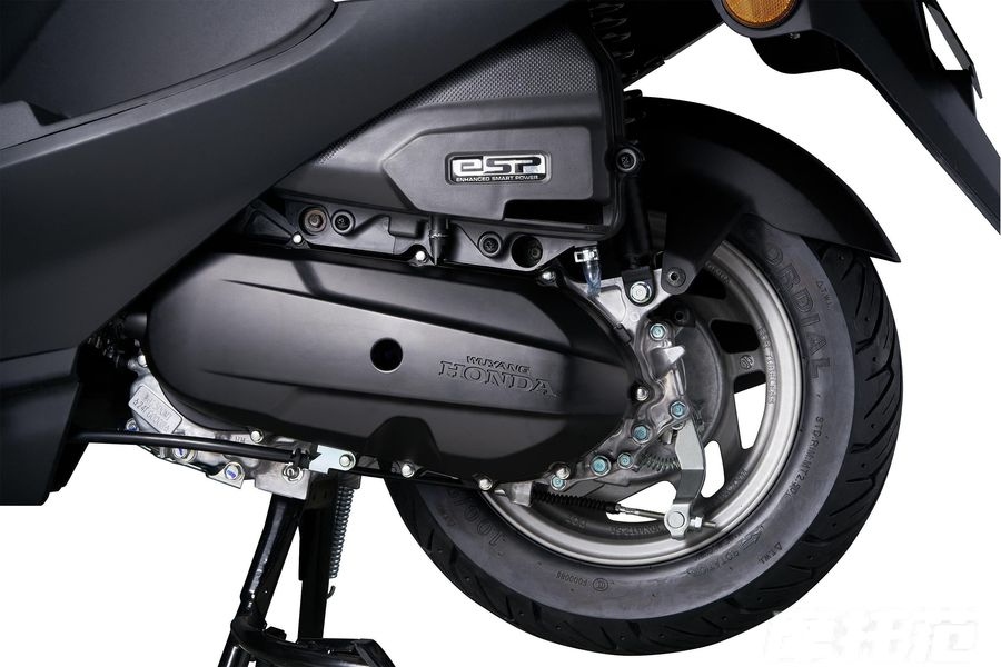 Honda SCR bất ngờ được hồi sinh, trang bị động cơ 125cc m&agrave; gi&aacute; chỉ 30 triệu- Ảnh 5.