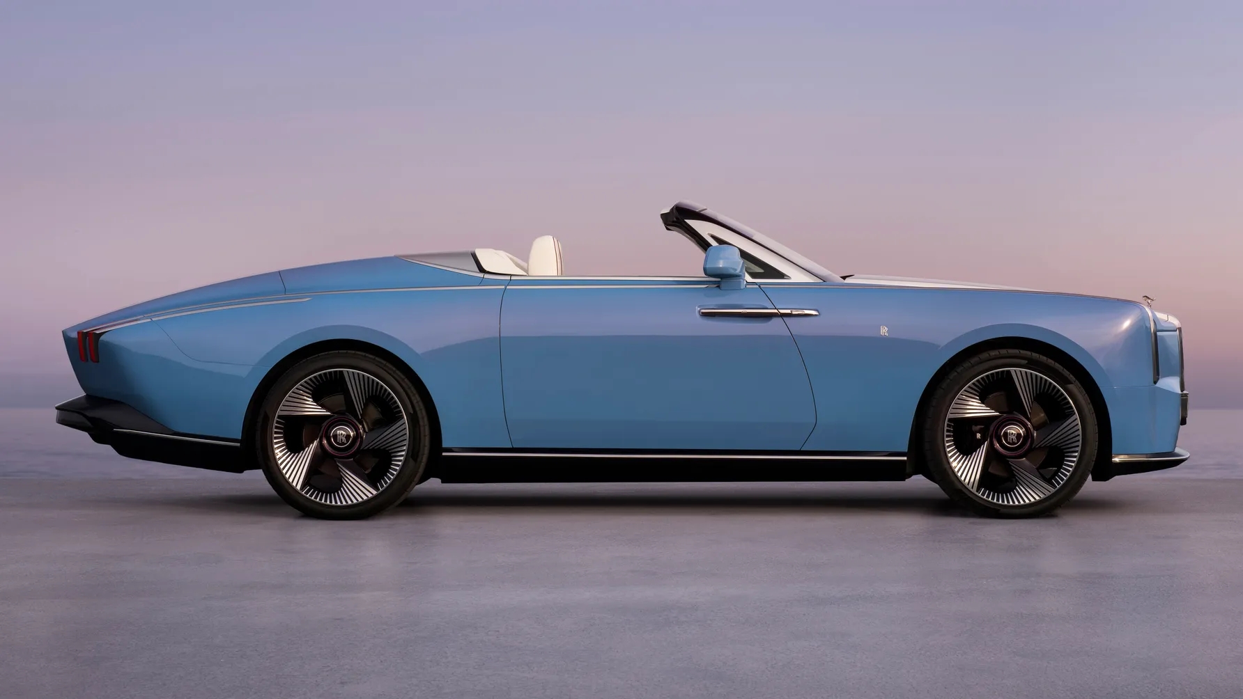 Đ&acirc;y l&agrave; dự &aacute;n Rolls-Royce tham vọng nhất từng được chế tạo: Như si&ecirc;u du thuyền tr&ecirc;n mặt đất, chỉ d&agrave;nh cho 100 người sở hữu đặc quyền n&agrave;y- Ảnh 5.