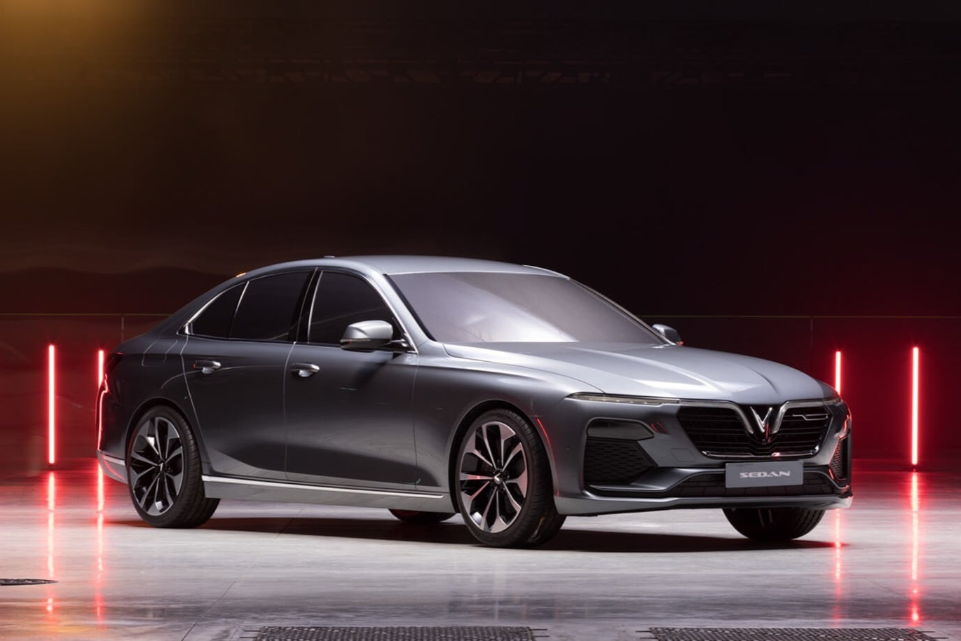 Chủ xe xăng VinFast: ‘Muốn đổi sang xe điện phải tập buông bỏ’- Ảnh 2. Chủ xe xăng VinFast: ‘Muốn đổi sang xe điện phải tập buông bỏ’- Ảnh 2.