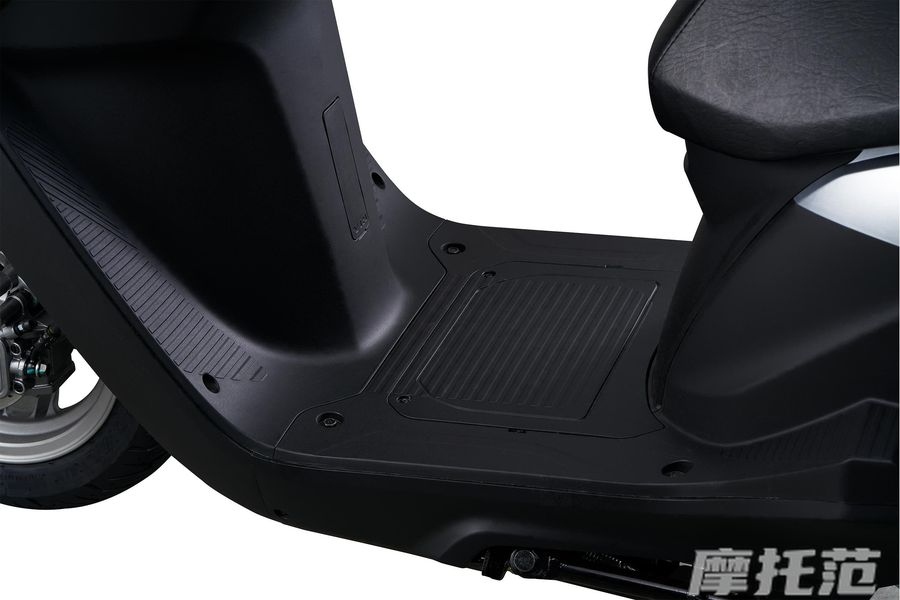 Honda SCR bất ngờ được hồi sinh, trang bị động cơ 125cc m&agrave; gi&aacute; chỉ 30 triệu- Ảnh 3.