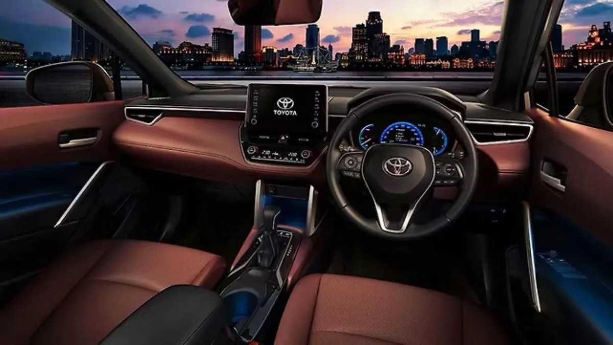 Toyota Corolla Cross sắp c&oacute; biến thể 7 chỗ: &lsquo;Vũ kh&iacute;&rsquo; mới khiến Hyundai Tucson phải d&egrave; chừng, d&ugrave;ng chung nền tảng Innova Cross- Ảnh 2.