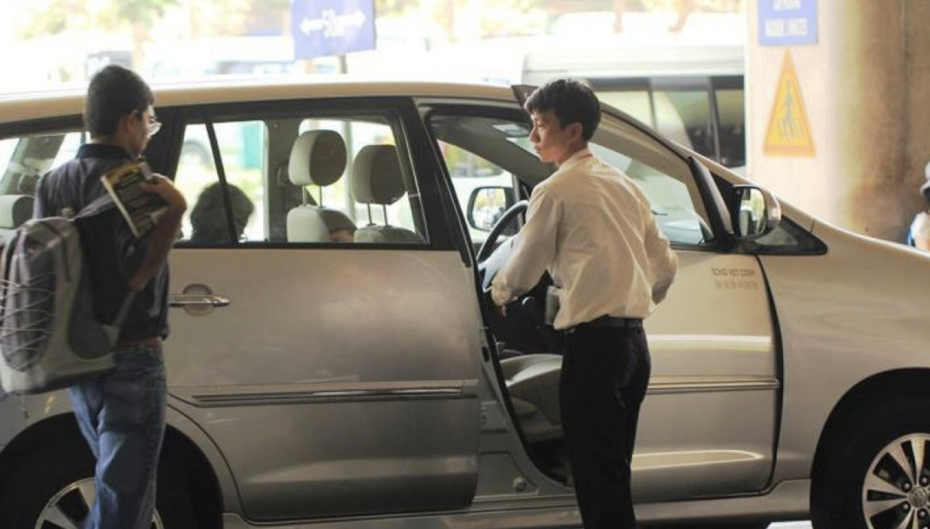 C&ocirc;ng an TP H&agrave; Nội sẽ l&agrave;m việc với c&aacute;c quản trị vi&ecirc;n hội nh&oacute;m "xe gh&eacute;p, xe tiện chuyến"- Ảnh 1.