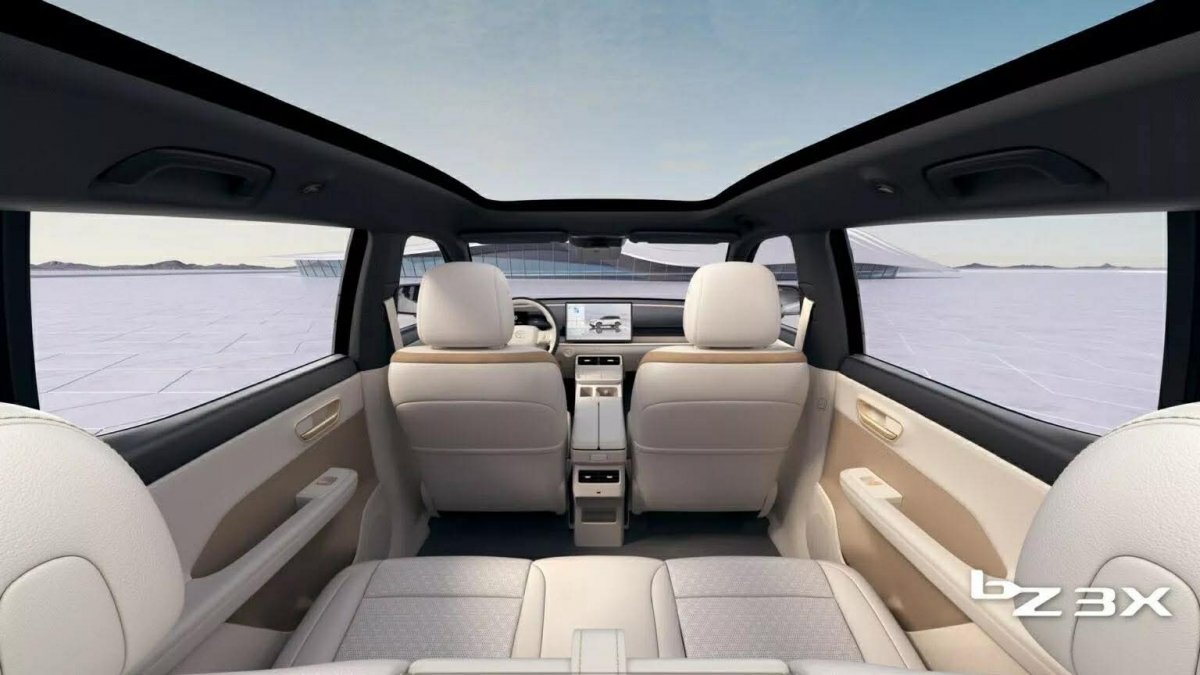 Sedan điện Toyota bZ3 rẻ như xe cũ, chỉ từ 370 triệu đồng- Ảnh 4.