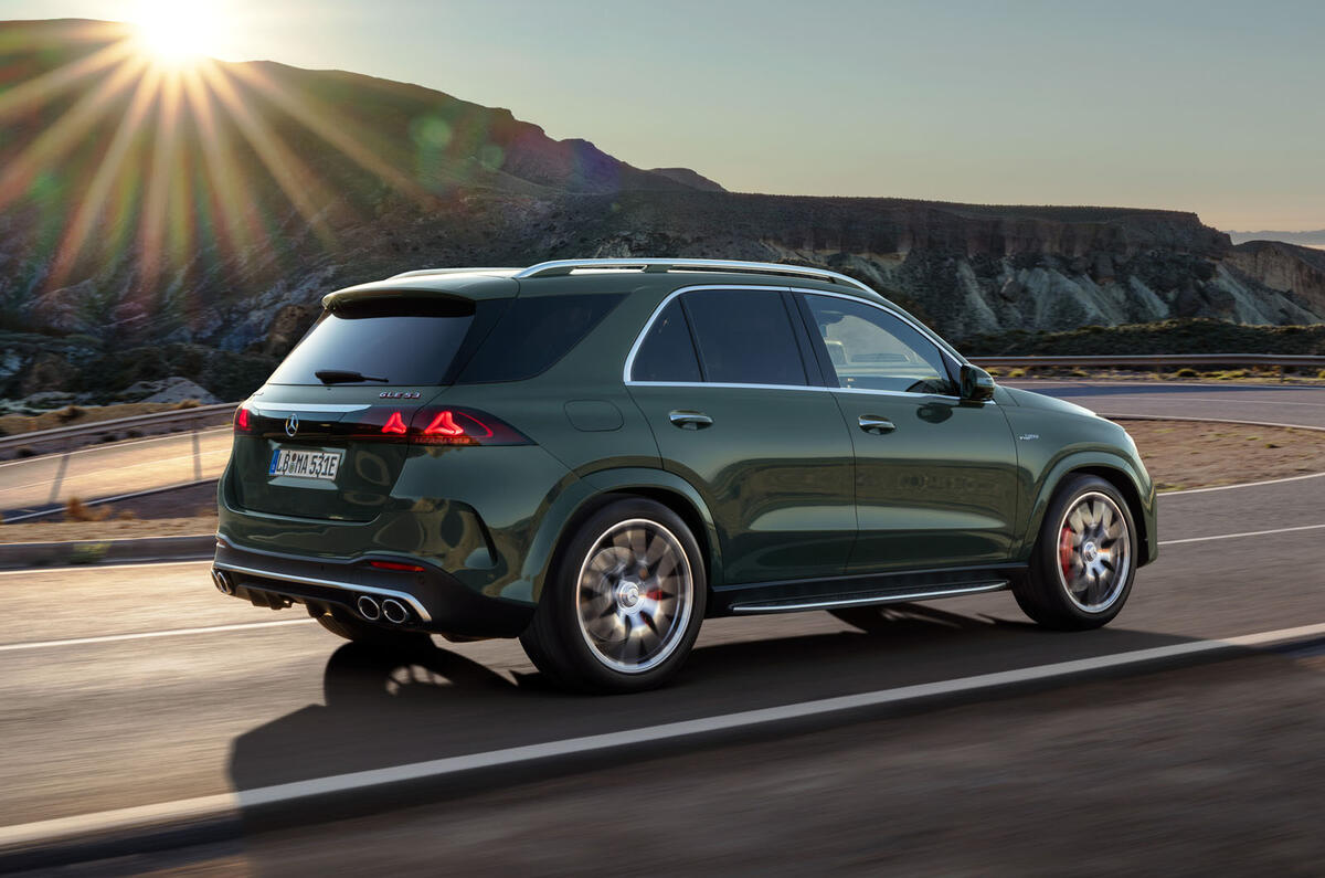 Mercedes-Benz GLE 2026 ra mắt: 'Tiểu' EQS với m&agrave;n h&igrave;nh Superscreen khổng lồ, loại bỏ động cơ 4 xy-lanh, quyết đấu BMW X5- Ảnh 4.