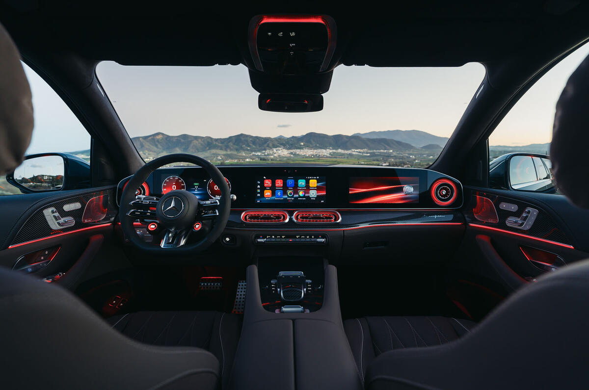 Mercedes-Benz GLE 2026 ra mắt: 'Tiểu' EQS với m&agrave;n h&igrave;nh Superscreen khổng lồ, loại bỏ động cơ 4 xy-lanh, quyết đấu BMW X5- Ảnh 2.