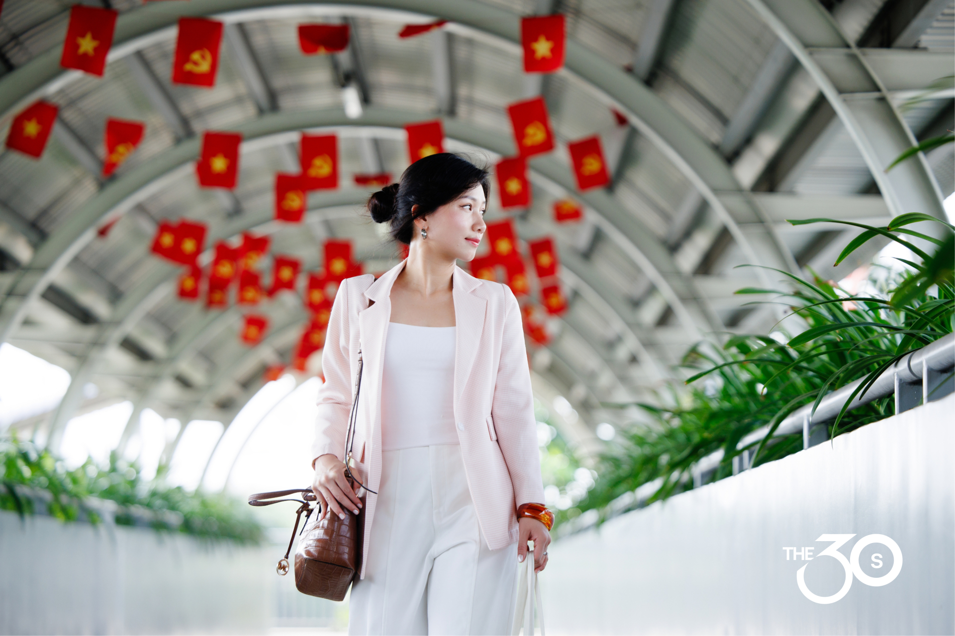 Cất &ocirc; t&ocirc; đi metro, &ldquo;chị Dung&rdquo; ở TP.HCM tiết kiệm 52 triệu một năm: Mua v&agrave;ng, ăn sang cũng thấy an t&acirc;m hẳn- Ảnh 6.