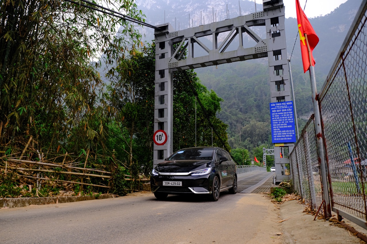 C&agrave;y dịch vụ 50.000km trong 8 th&aacute;ng, chủ xe BYD M6 chia sẻ: 'Kiếm 1,5 triệu/ng&agrave;y, chỉ d&aacute;m chạy đường quen, phải t&iacute;nh to&aacute;n v&igrave; hạn chế điểm sạc'- Ảnh 7.