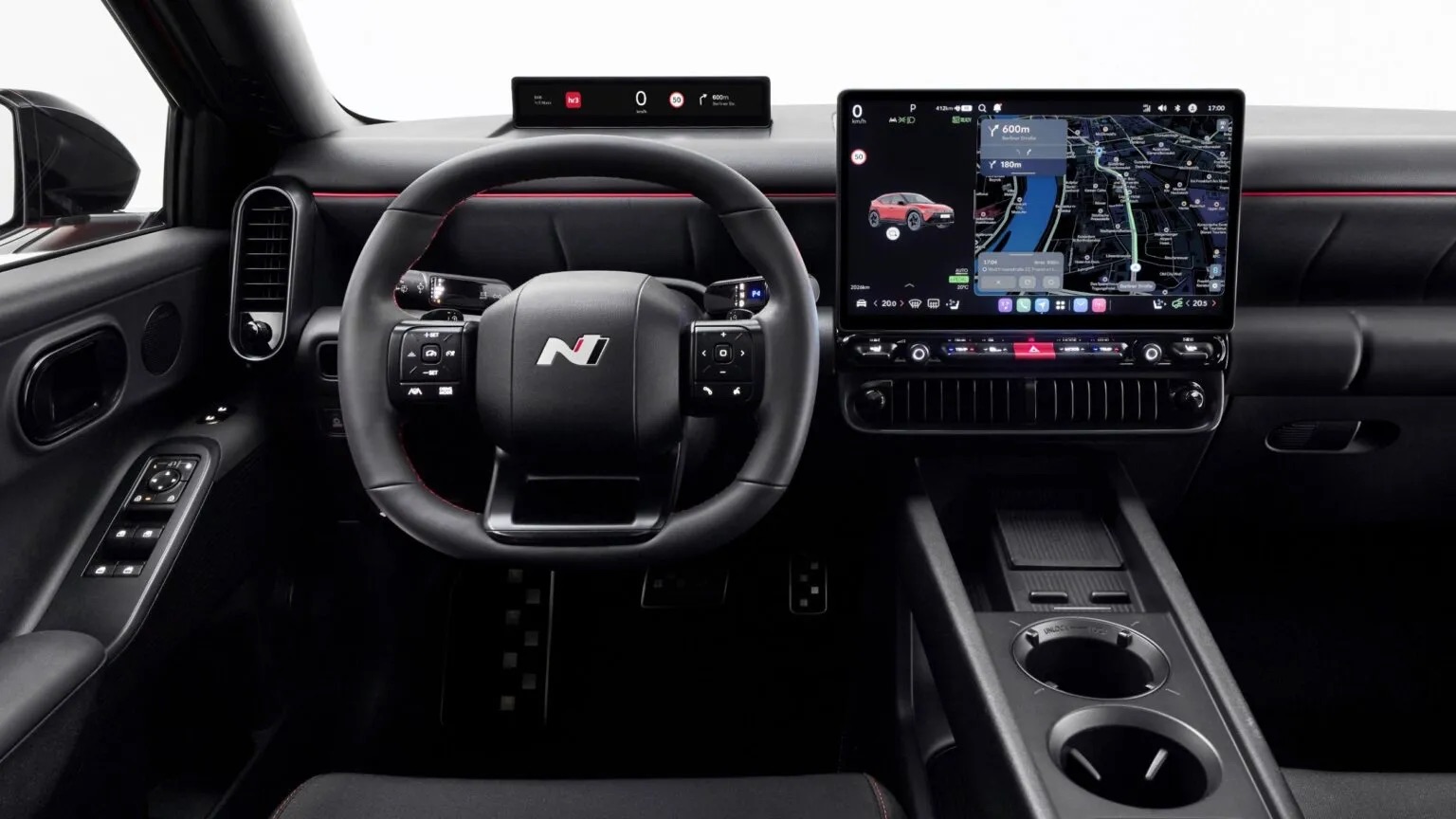 Hyundai Ioniq 3 ra mắt: D&aacute;ng chất chơi hơn hẳn Ioniq 5 ở Việt Nam, t&iacute;ch hợp m&agrave;n h&igrave;nh c&ocirc;ng nghệ mới đầu ti&ecirc;n của h&atilde;ng, chạy gần 500km/sạc- Ảnh 5.